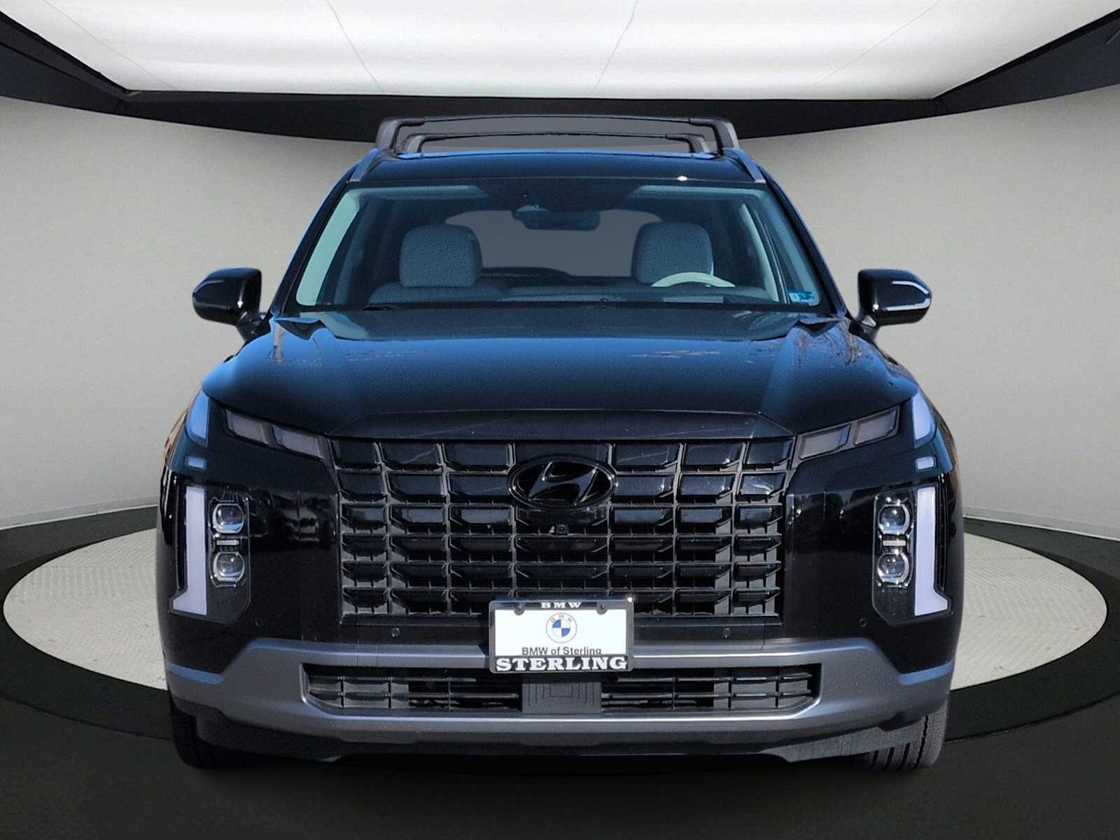 Thumbnail: 2023 Hyundai Palisade - 3