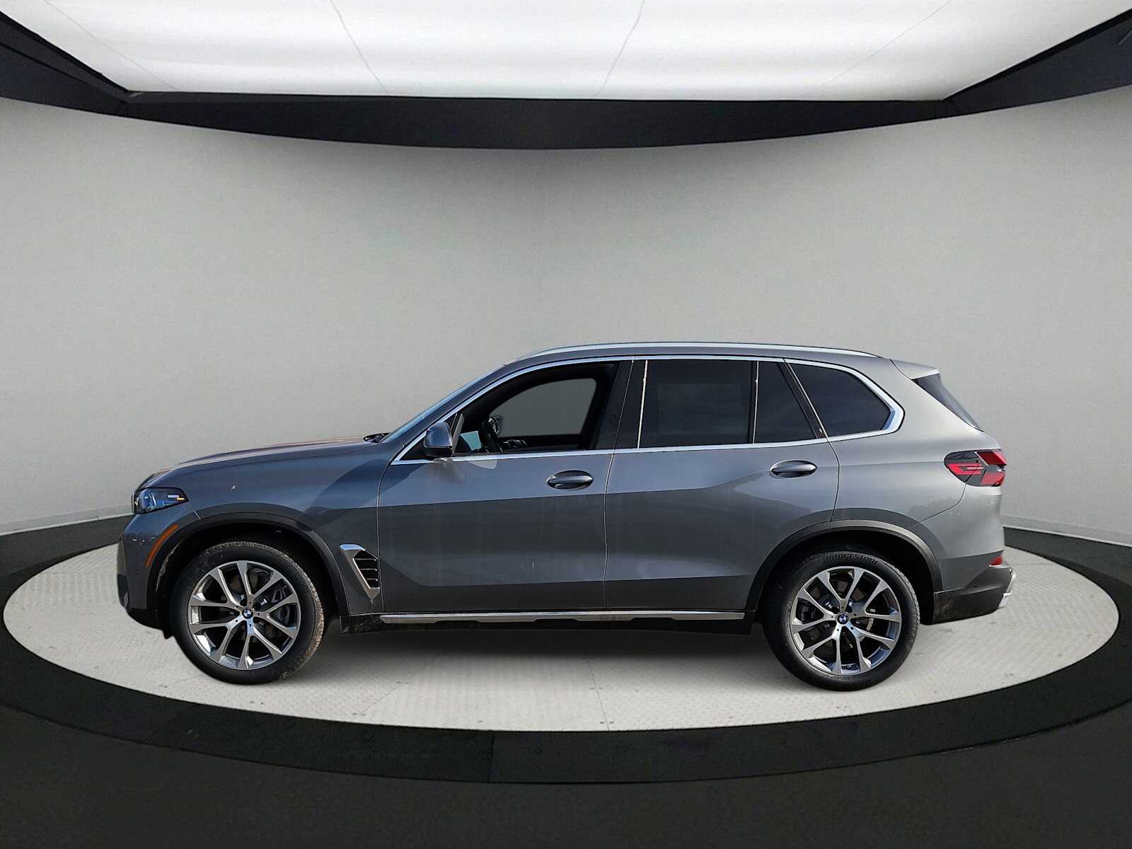 Thumbnail: 2026 BMW X5 - 5