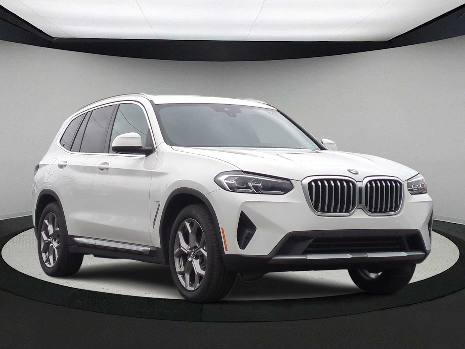 Thumbnail: 2023 BMW X3 - 2