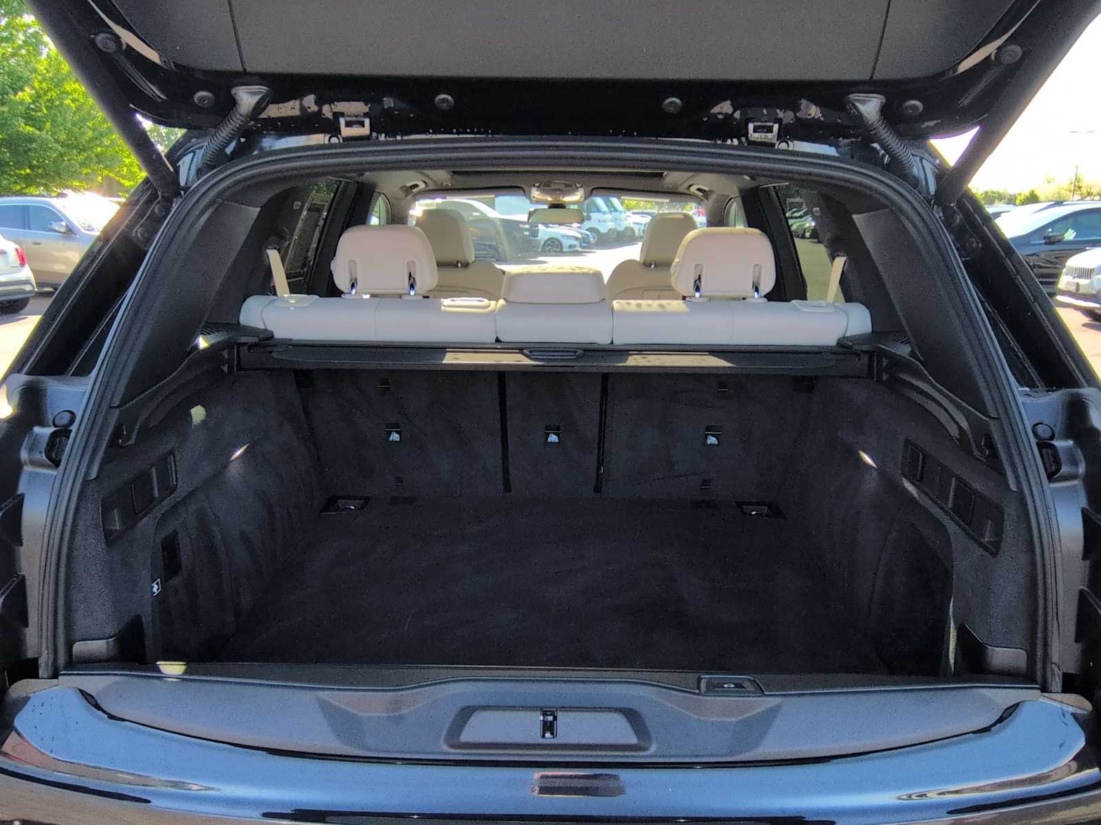 Thumbnail: 2019 BMW X5 - 37