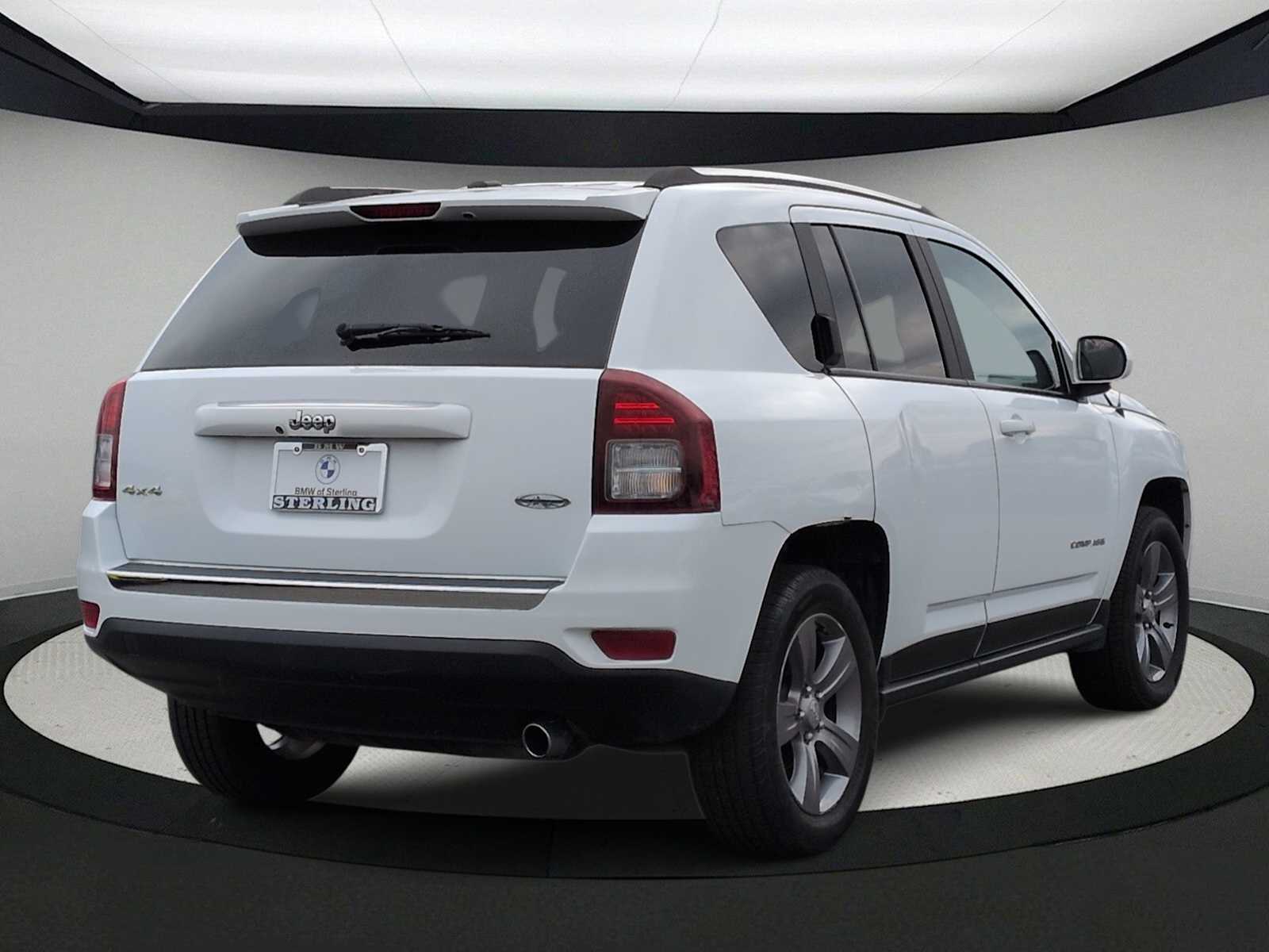 Thumbnail: 2017 Jeep Compass - 8
