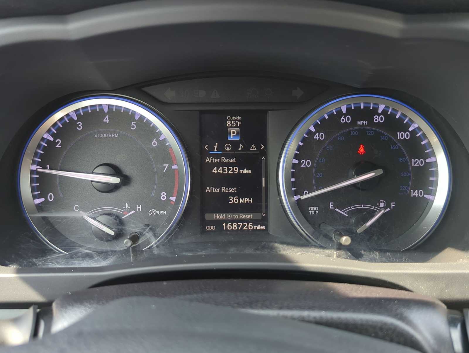 2016 Toyota Highlander XLE 26