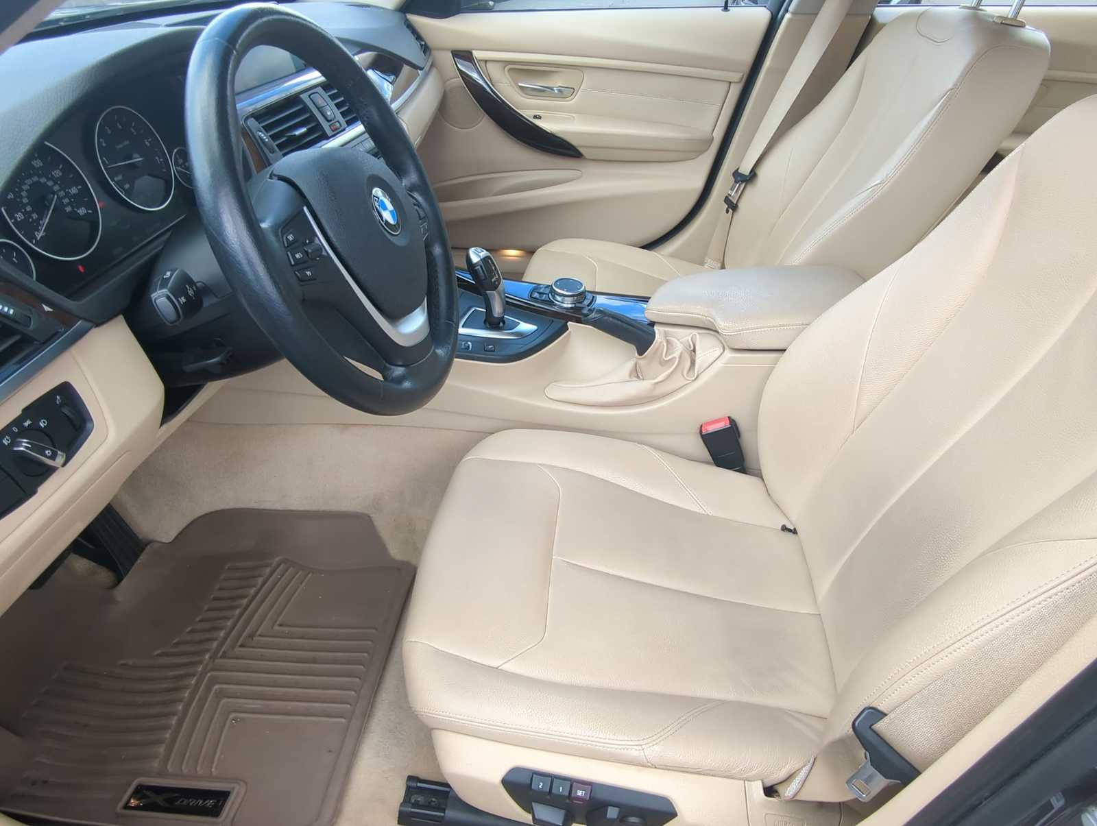 Thumbnail: 2015 BMW 3 Series - 10
