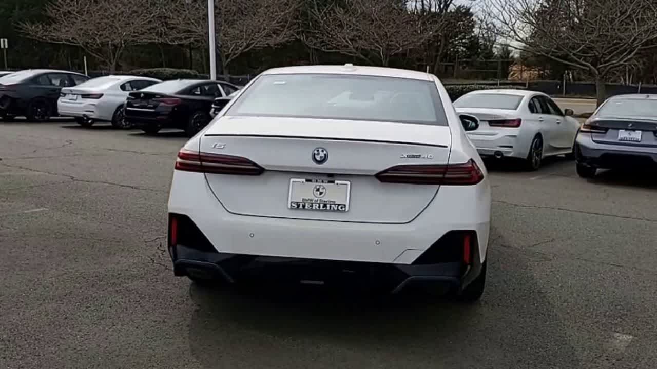 Thumbnail: 2025 BMW i5 - 7