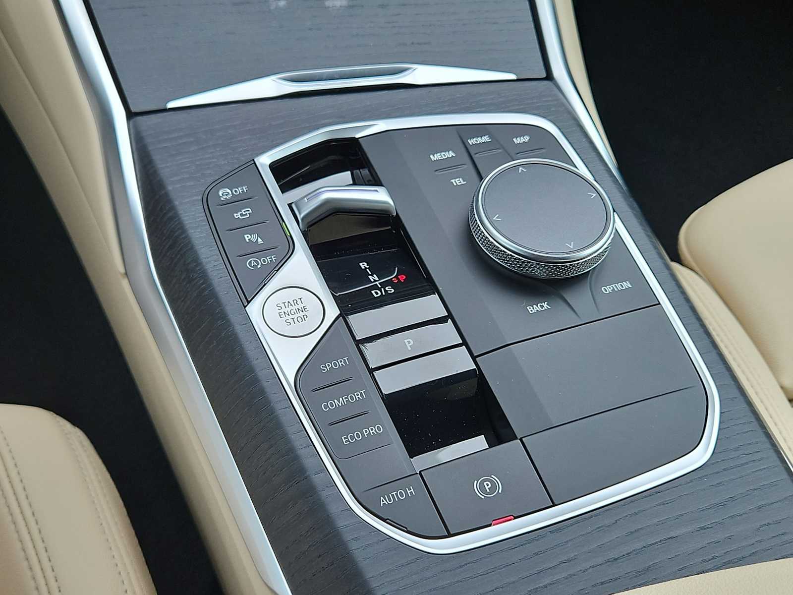 Thumbnail: 2025 BMW 3 Series - 35