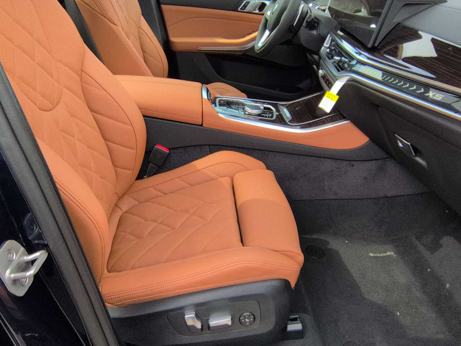 Thumbnail: 2026 BMW X5 - 24