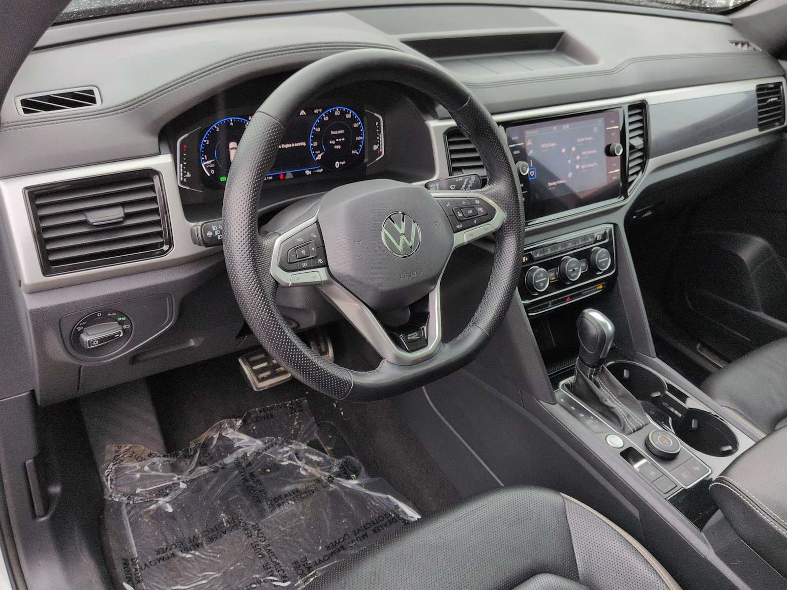 Thumbnail: 2021 Volkswagen Atlas - 10