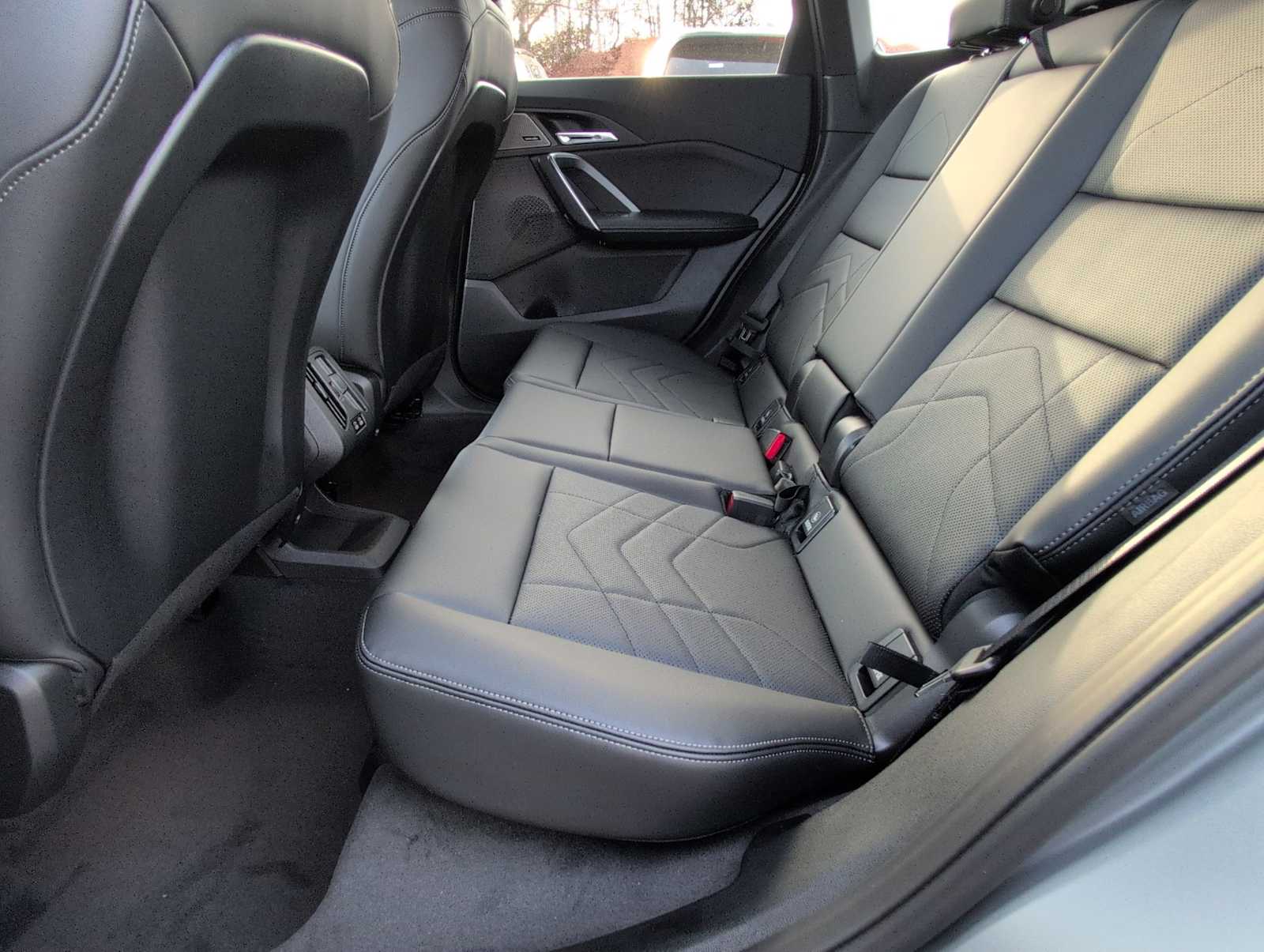 Thumbnail: 2026 BMW X1 - 19