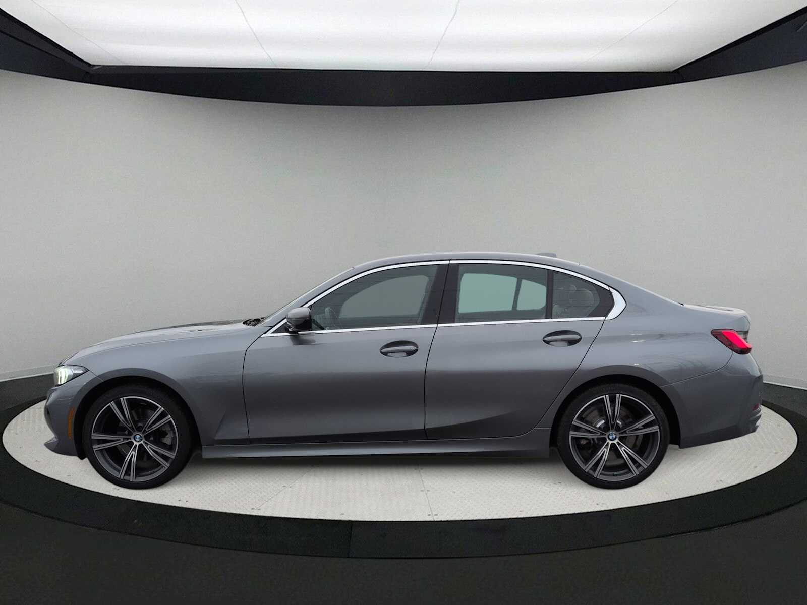 Thumbnail: 2023 BMW 3 Series - 5