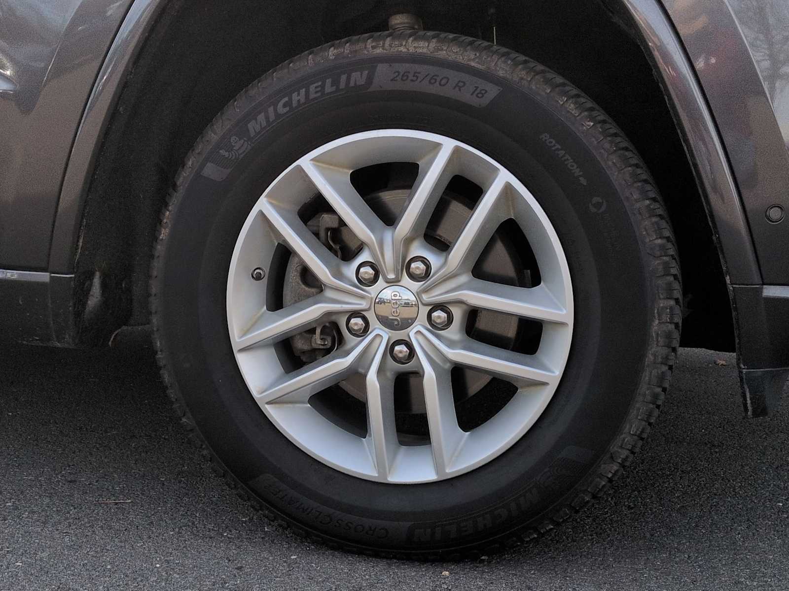 Thumbnail: 2018 Jeep Grand Cherokee - 14