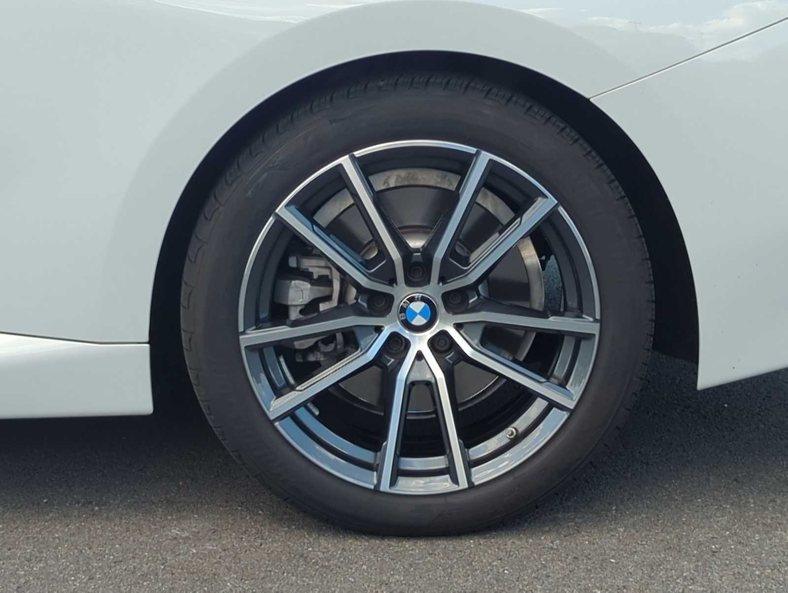 Thumbnail: 2024 BMW 2 Series - 13