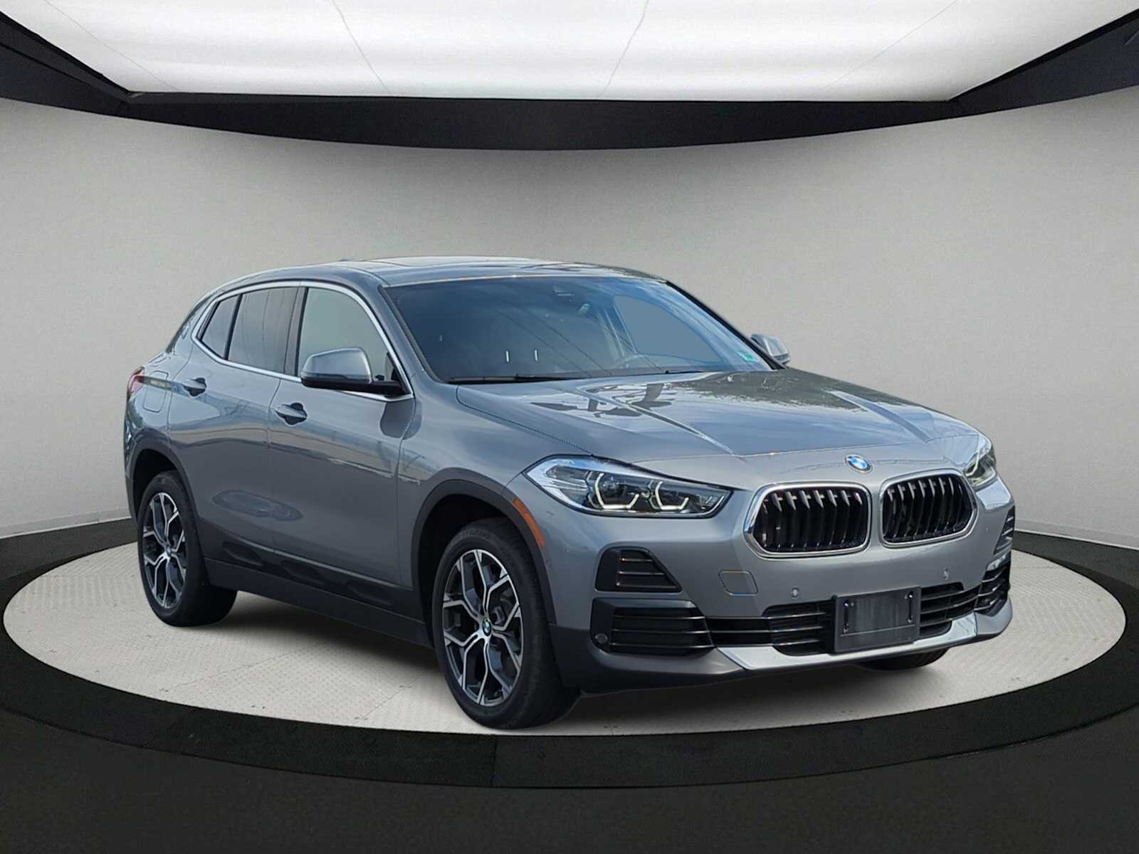 Thumbnail: 2023 BMW X2 - 2