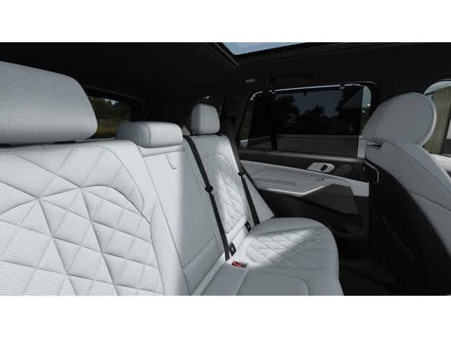 Thumbnail: 2026 BMW X5 - 12