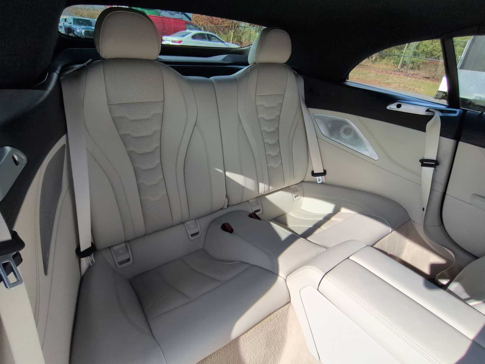 Thumbnail: 2024 BMW 8 Series - 22