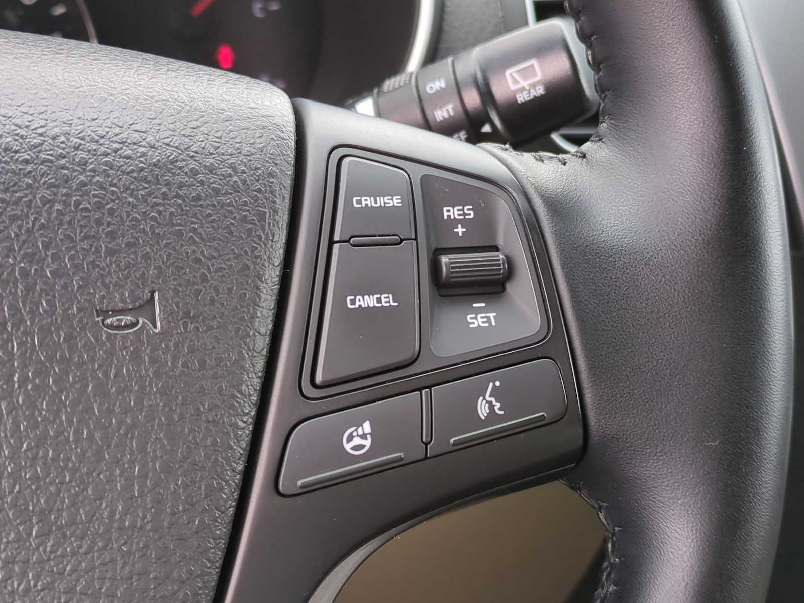 Thumbnail: 2015 Kia Sorento - 25