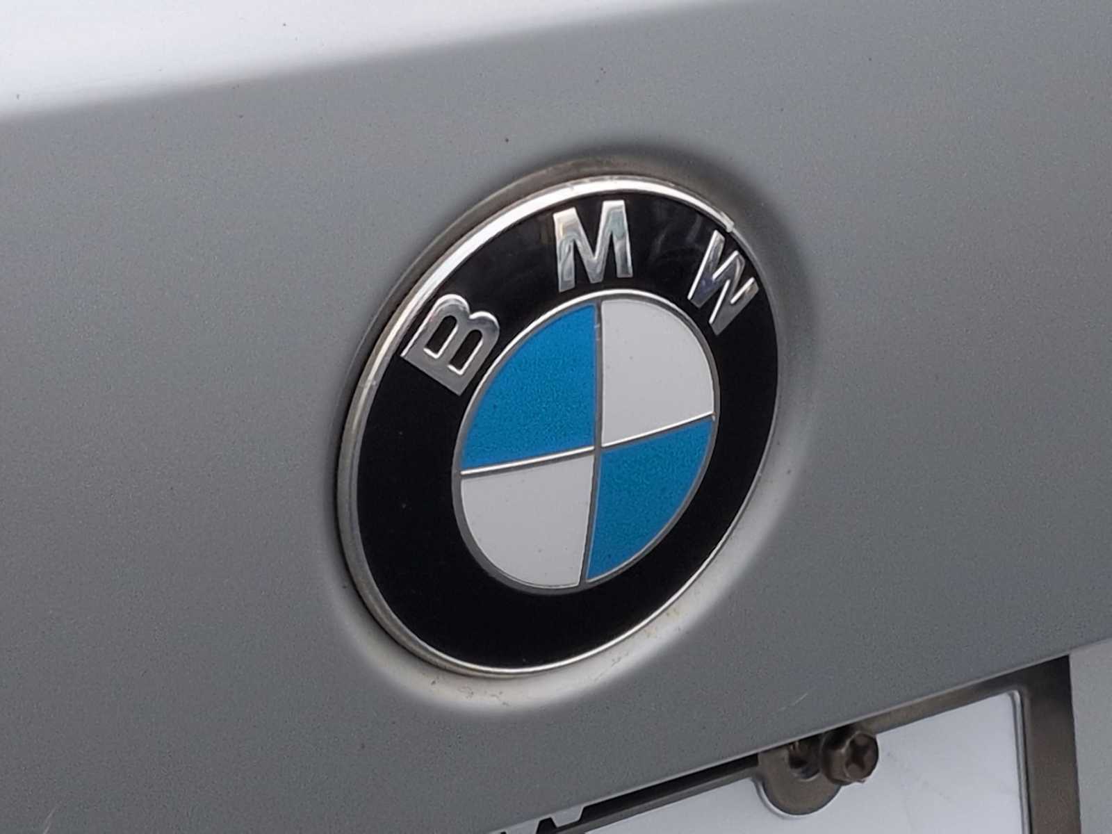 Thumbnail: 2015 BMW X1 - 12