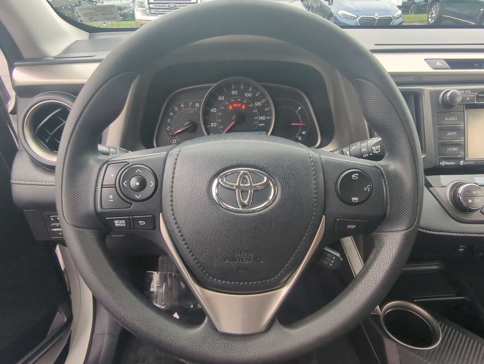 Thumbnail: 2015 Toyota RAV4 - 24