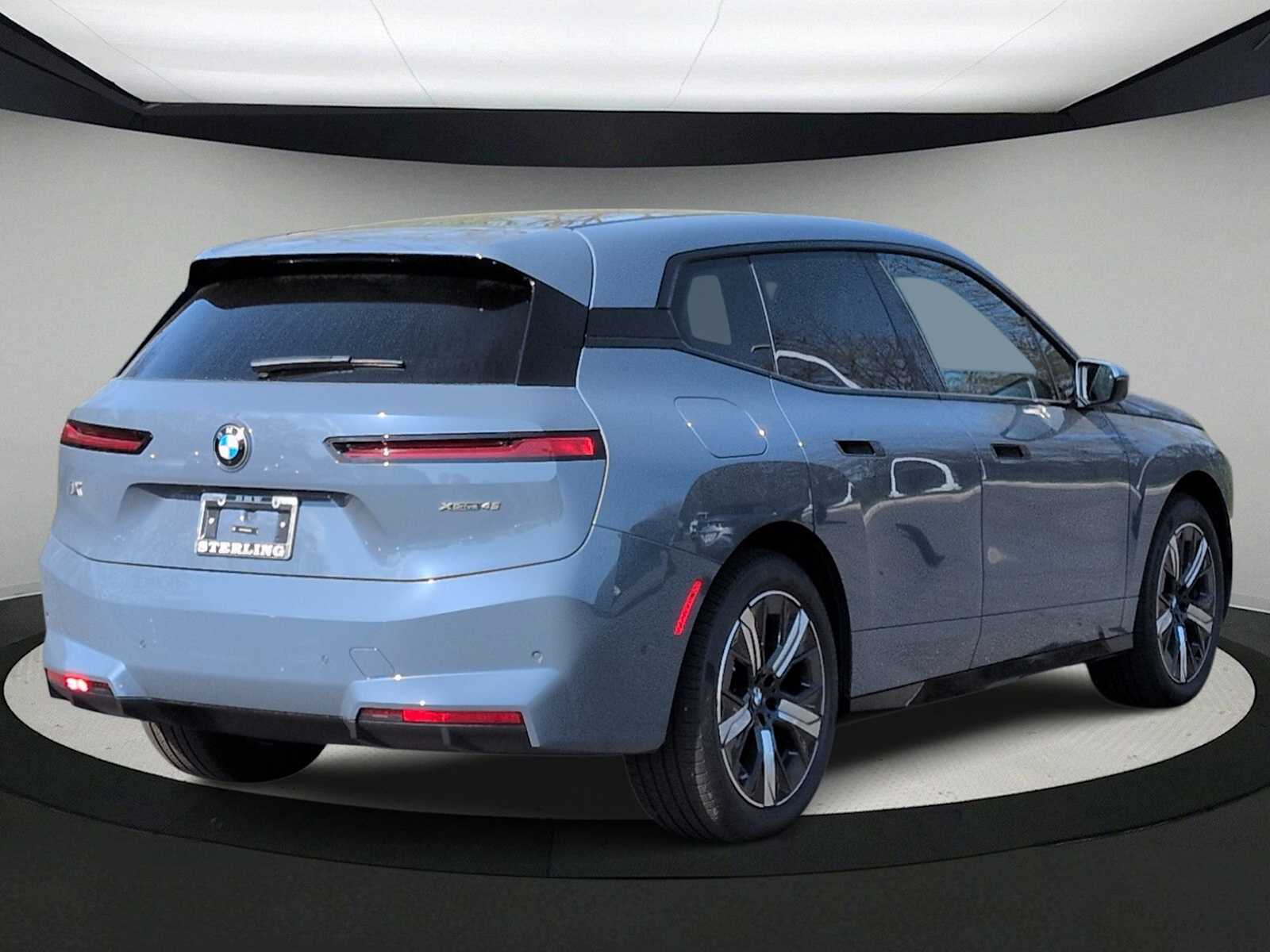 Thumbnail: 2026 BMW iX - 8
