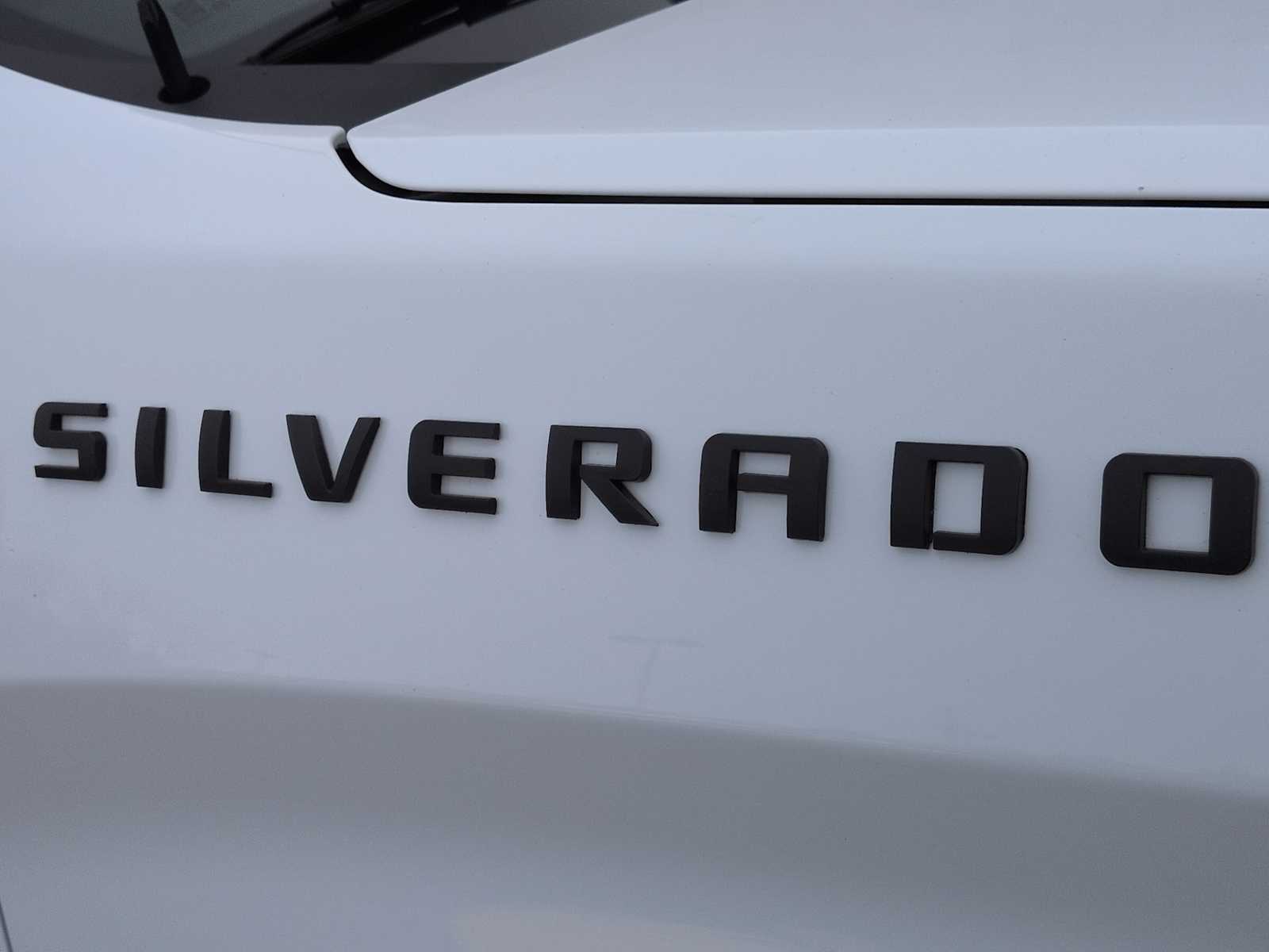 Thumbnail: 2021 Chevrolet Silverado 1500 - 13