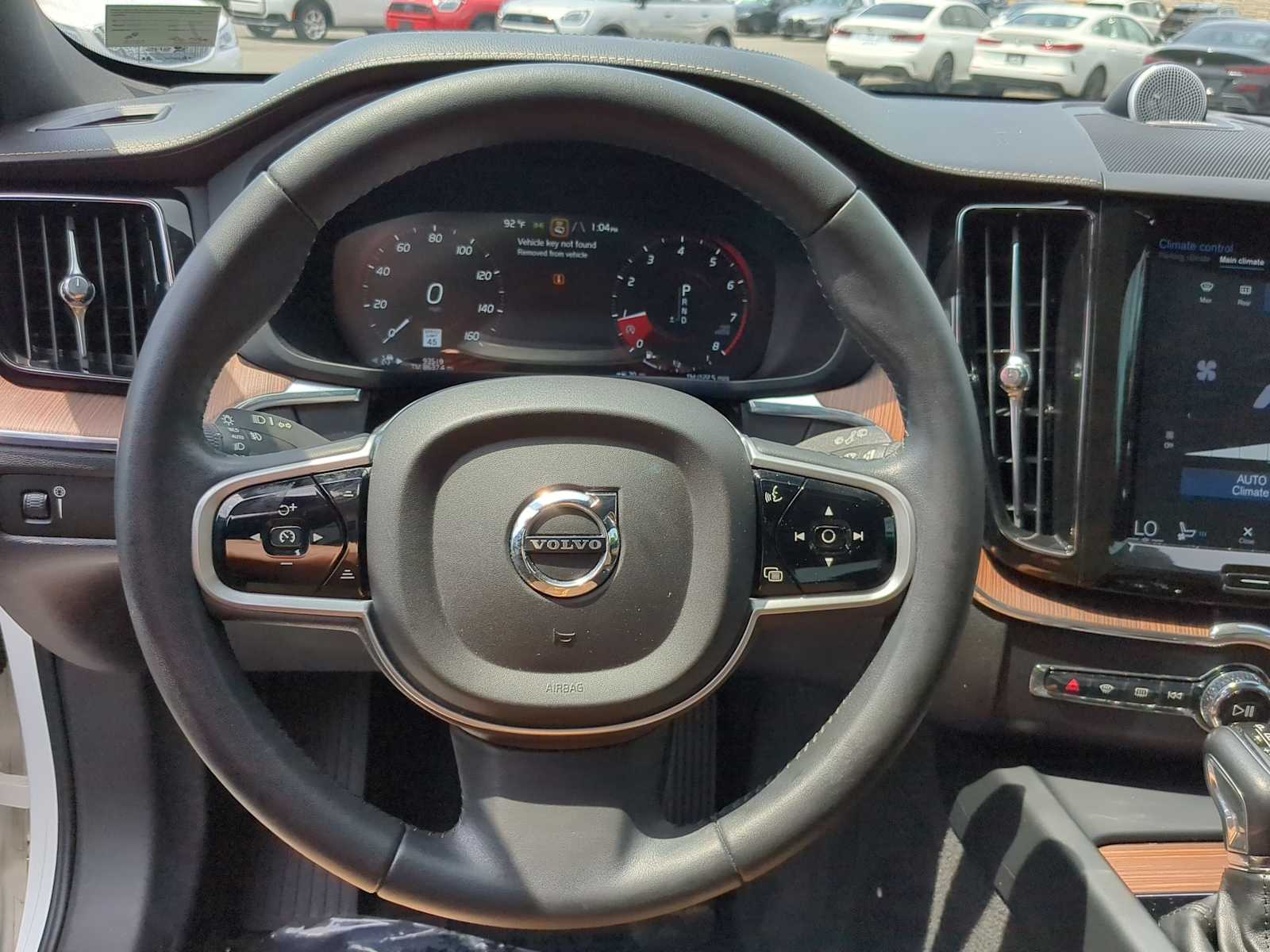 Thumbnail: 2019 Volvo XC60 - 24
