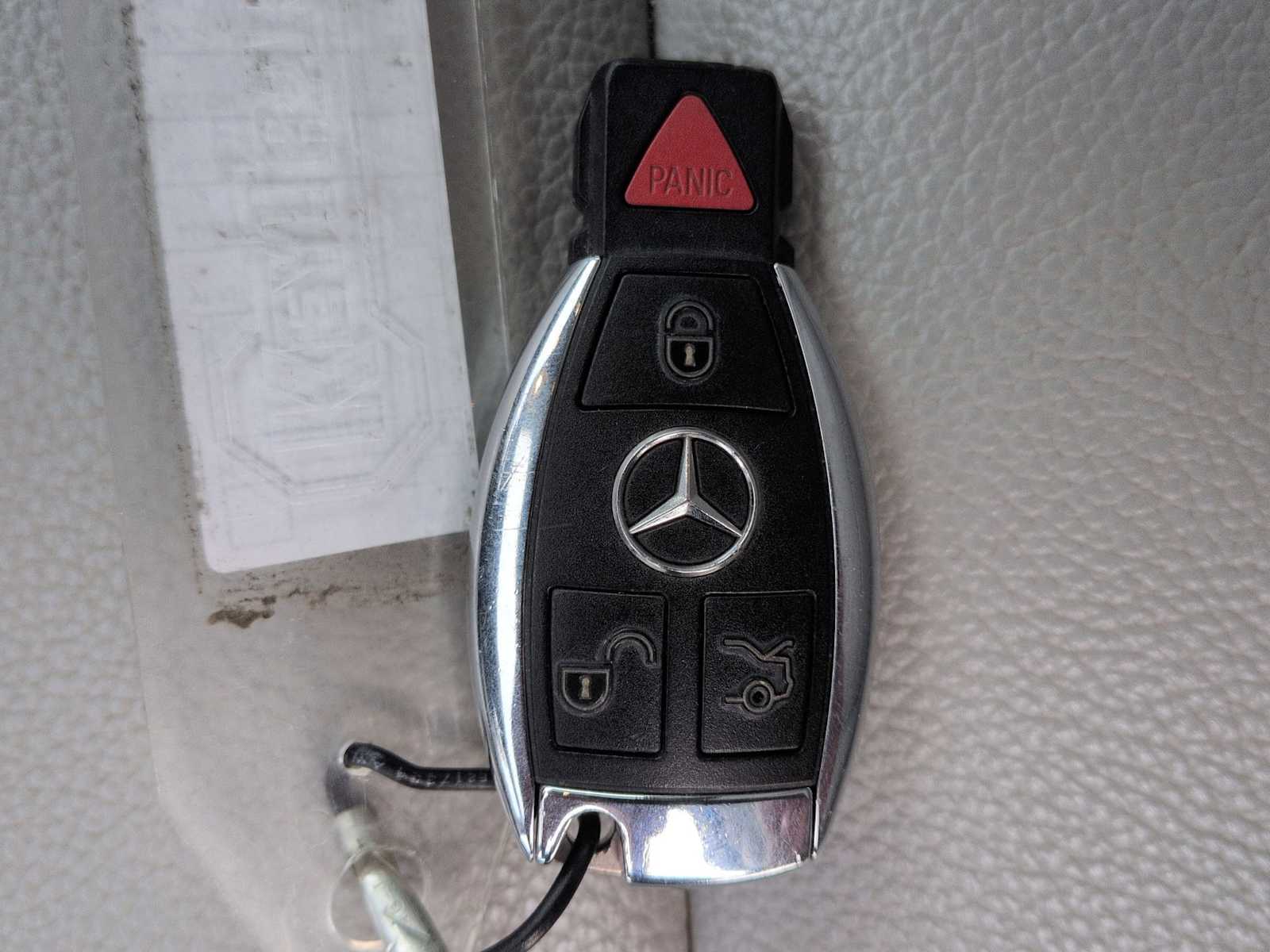 Thumbnail: 2012 Mercedes-Benz M-Class - 35