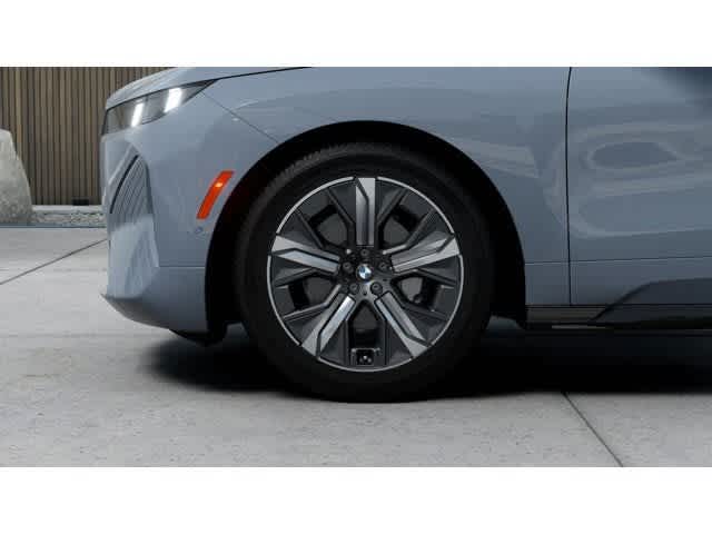 Thumbnail: 2026 BMW iX - 7