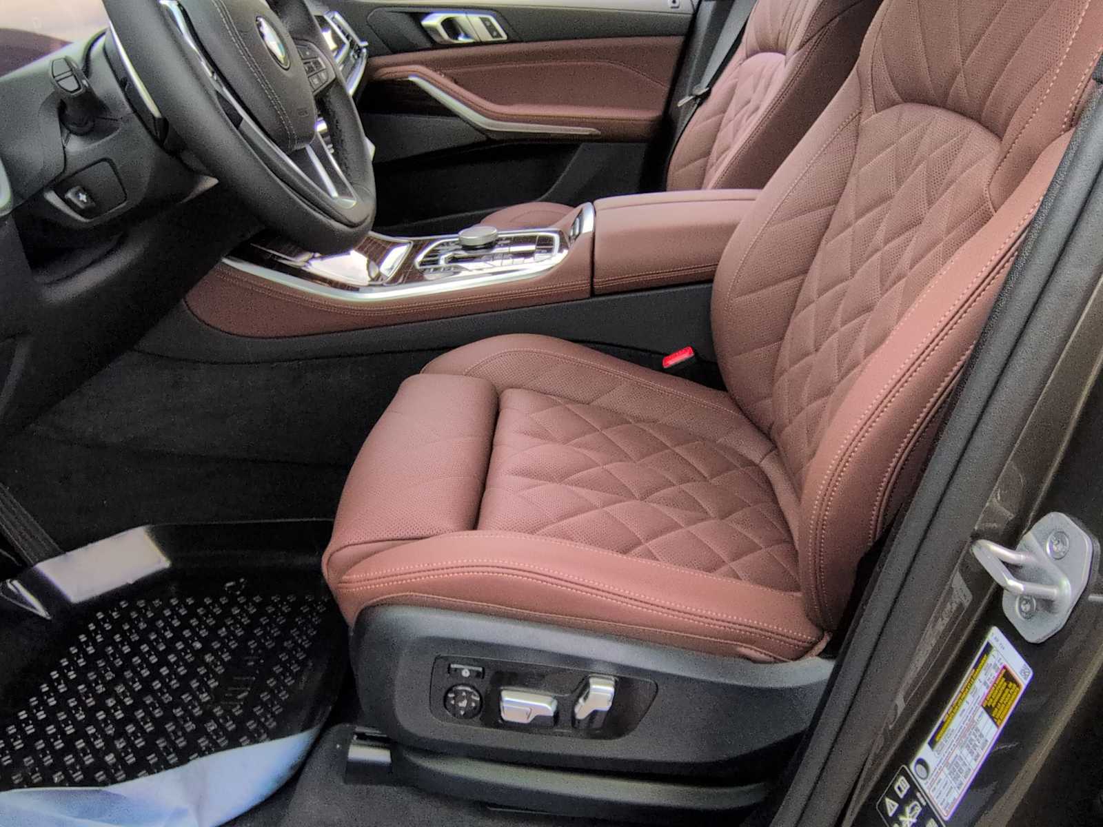 Thumbnail: 2026 BMW X5 - 17