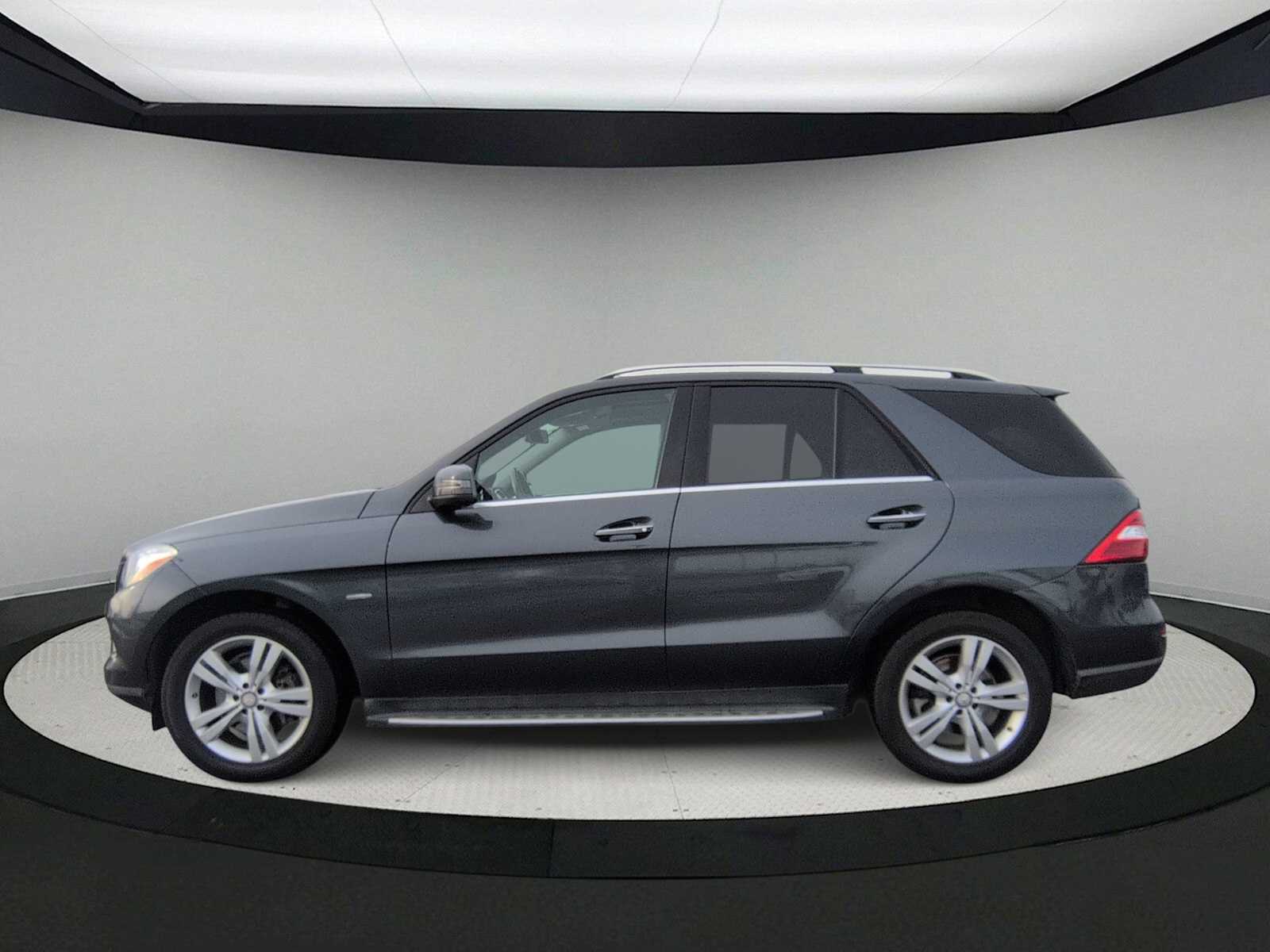 Thumbnail: 2012 Mercedes-Benz M-Class - 5