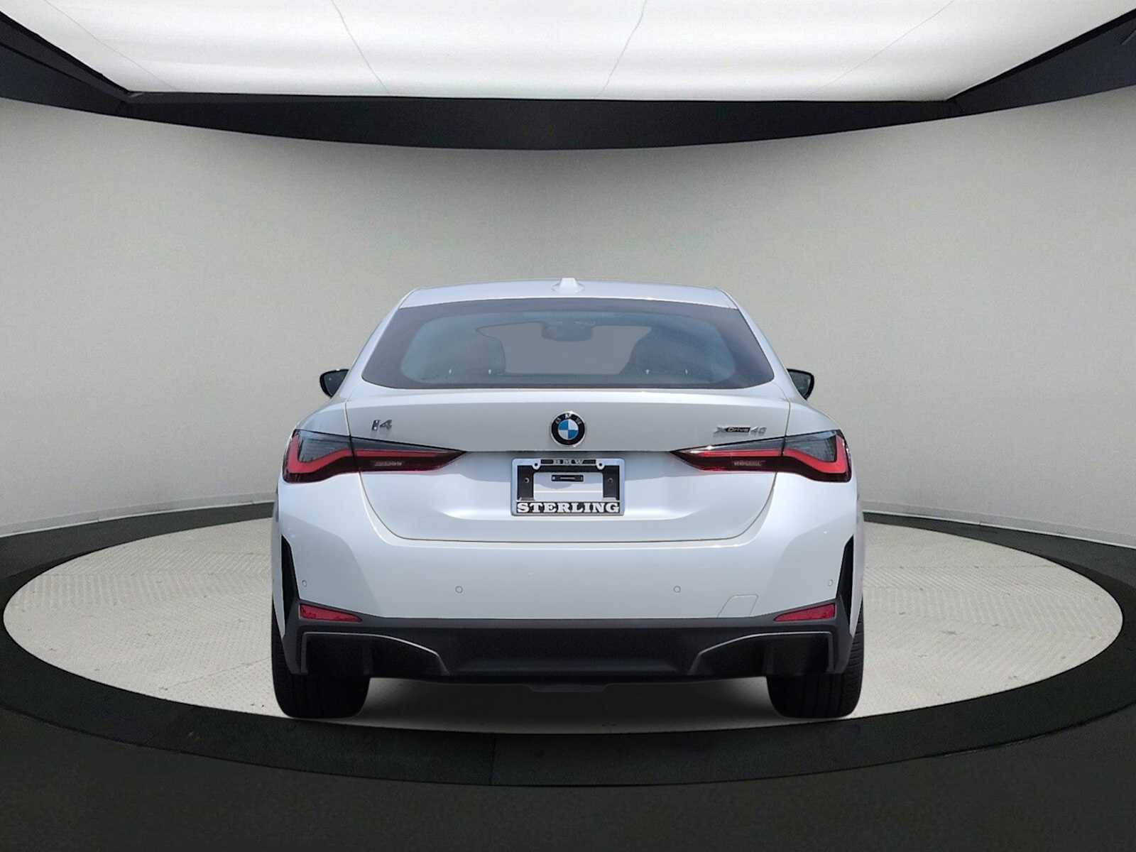 Thumbnail: 2026 BMW i4 - 7
