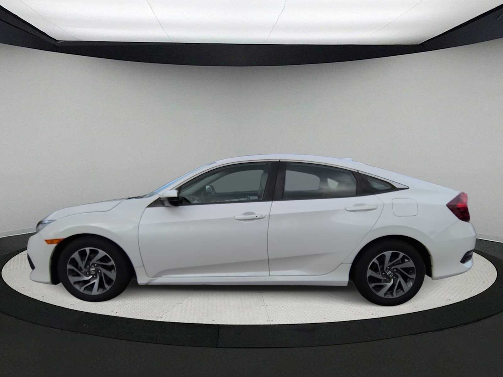 Thumbnail: 2018 Honda Civic - 5