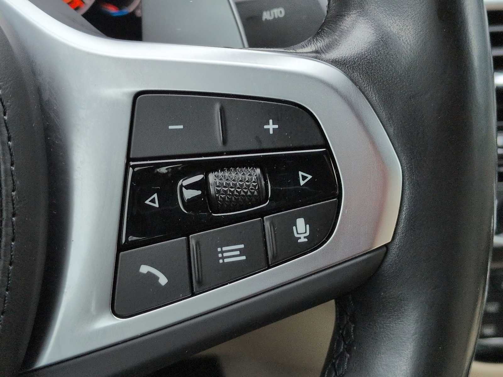 Thumbnail: 2023 BMW 5 Series - 23