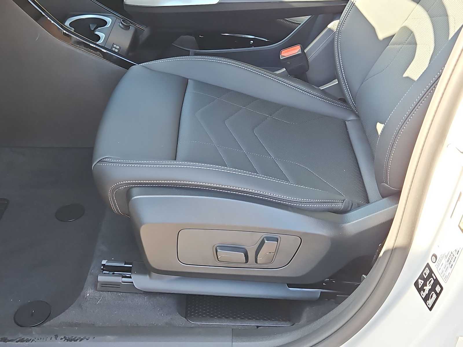 Thumbnail: 2026 BMW X1 - 18