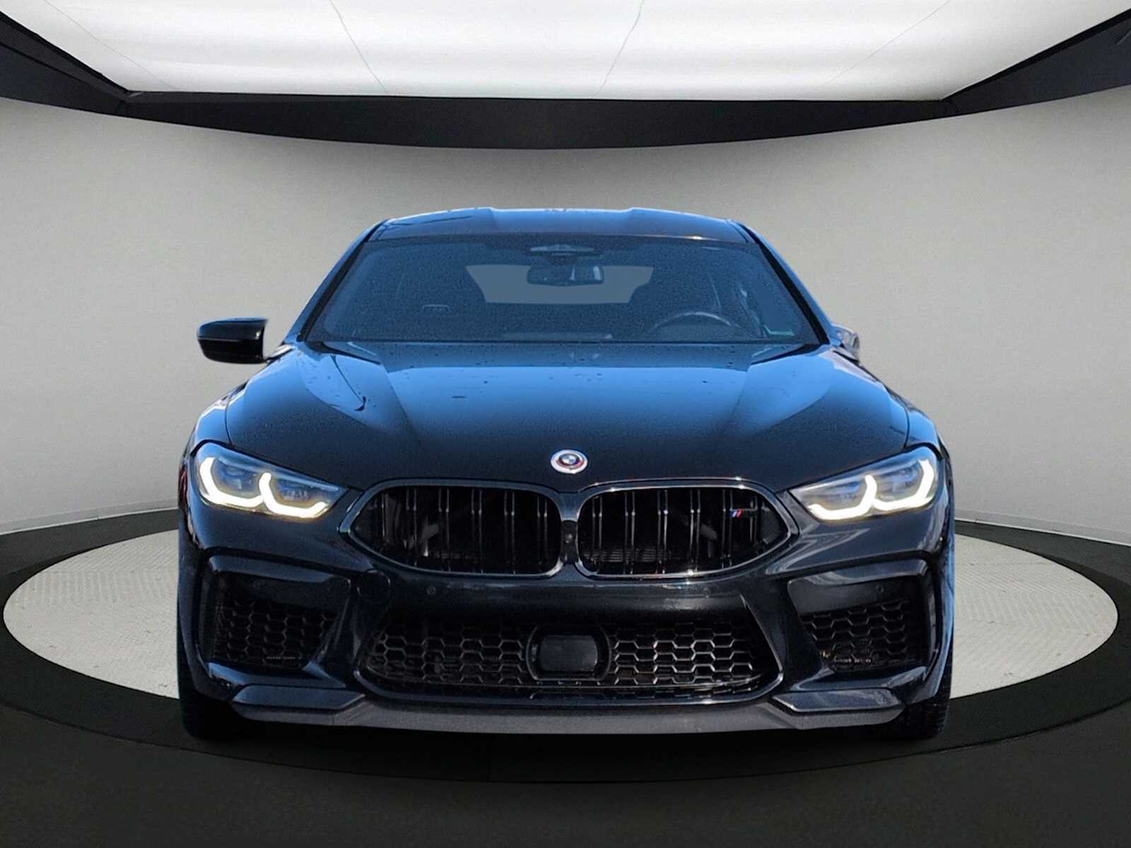 Thumbnail: 2023 BMW M8 - 3