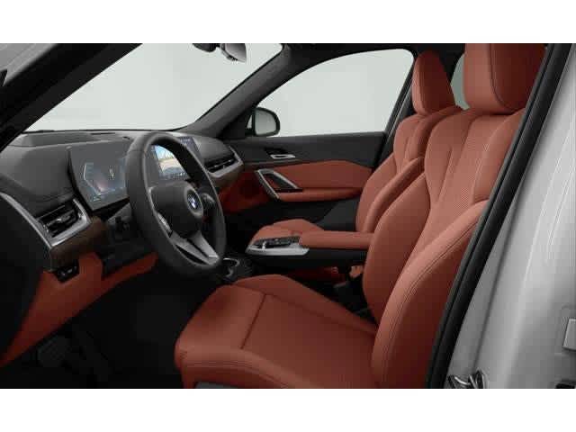 Thumbnail: 2027 BMW X1 - 6