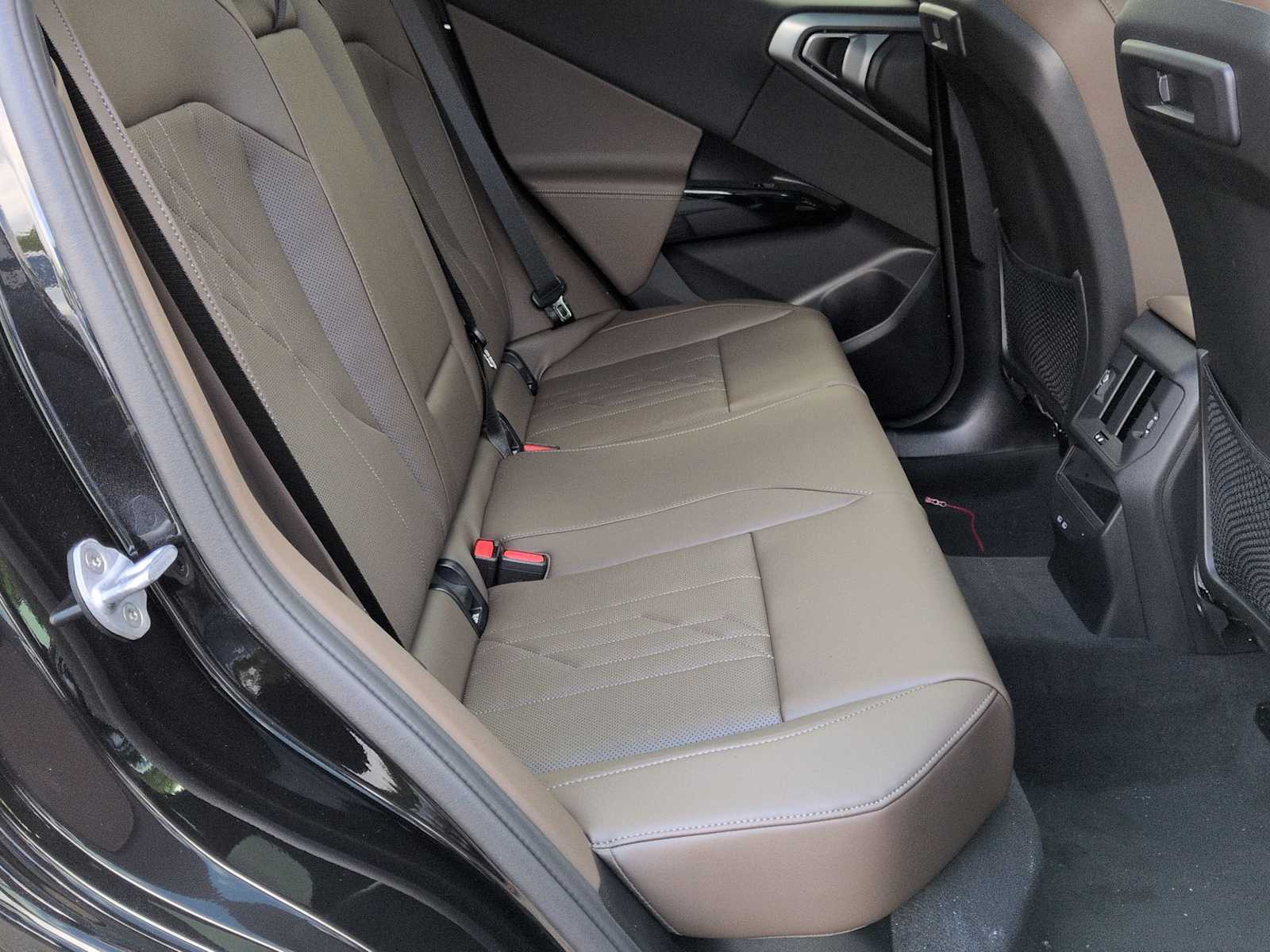 Thumbnail: 2026 BMW X3 - 23