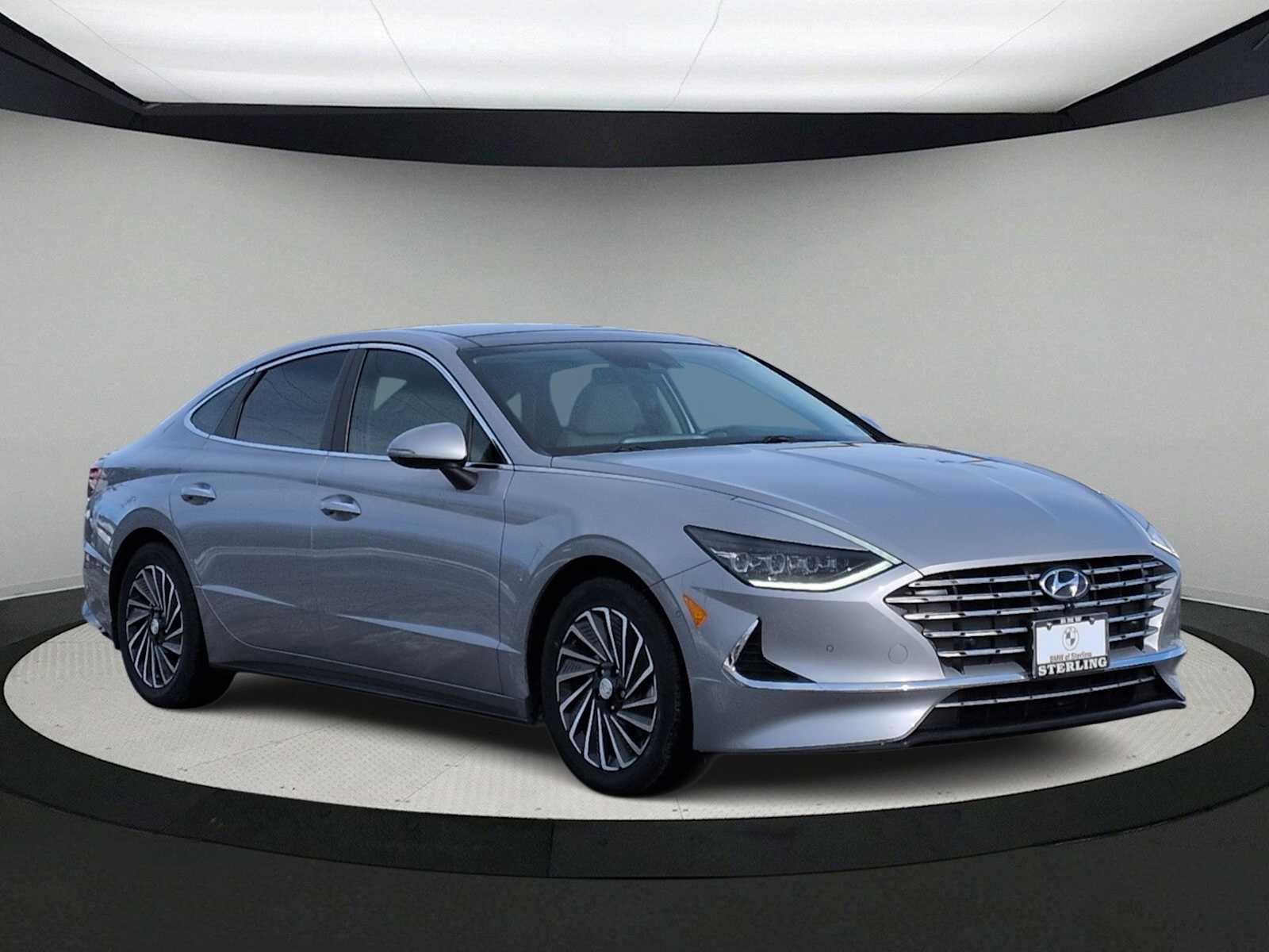 Thumbnail: 2023 Hyundai Sonata - 2