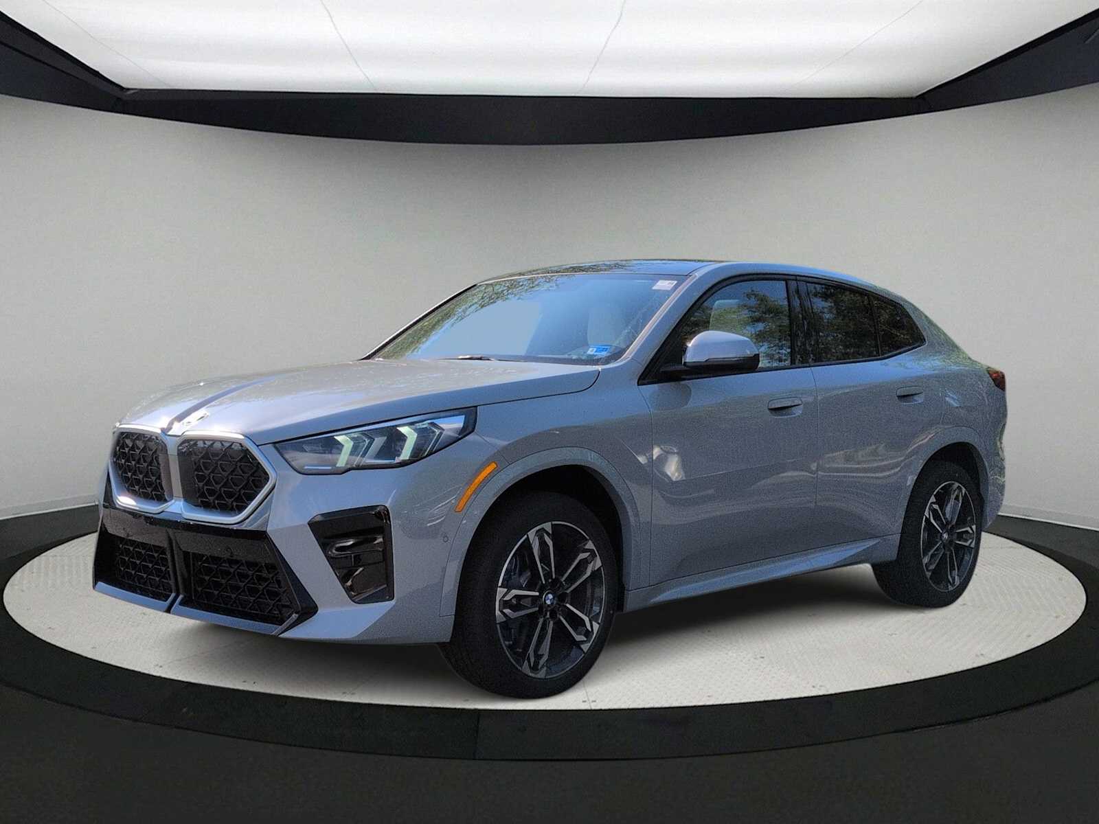 Thumbnail: 2026 BMW X2 - 4