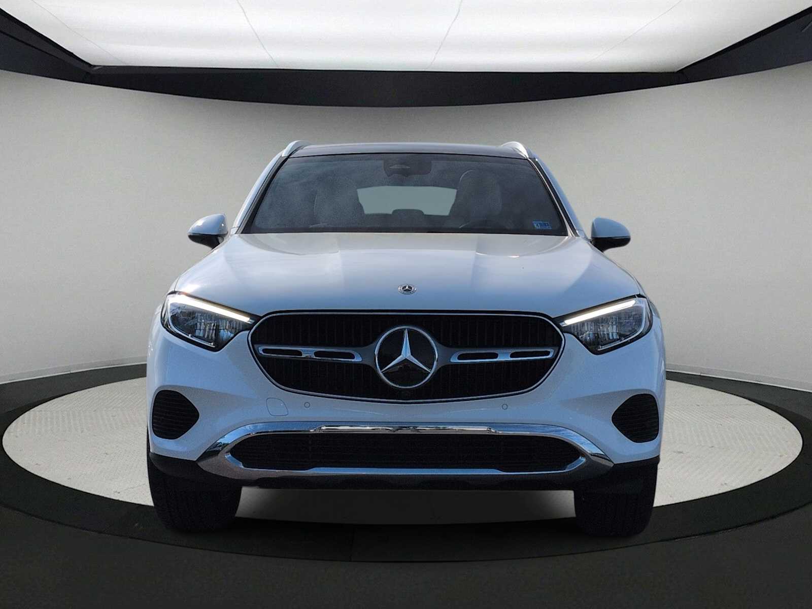Thumbnail: 2023 Mercedes-Benz GLC - 3