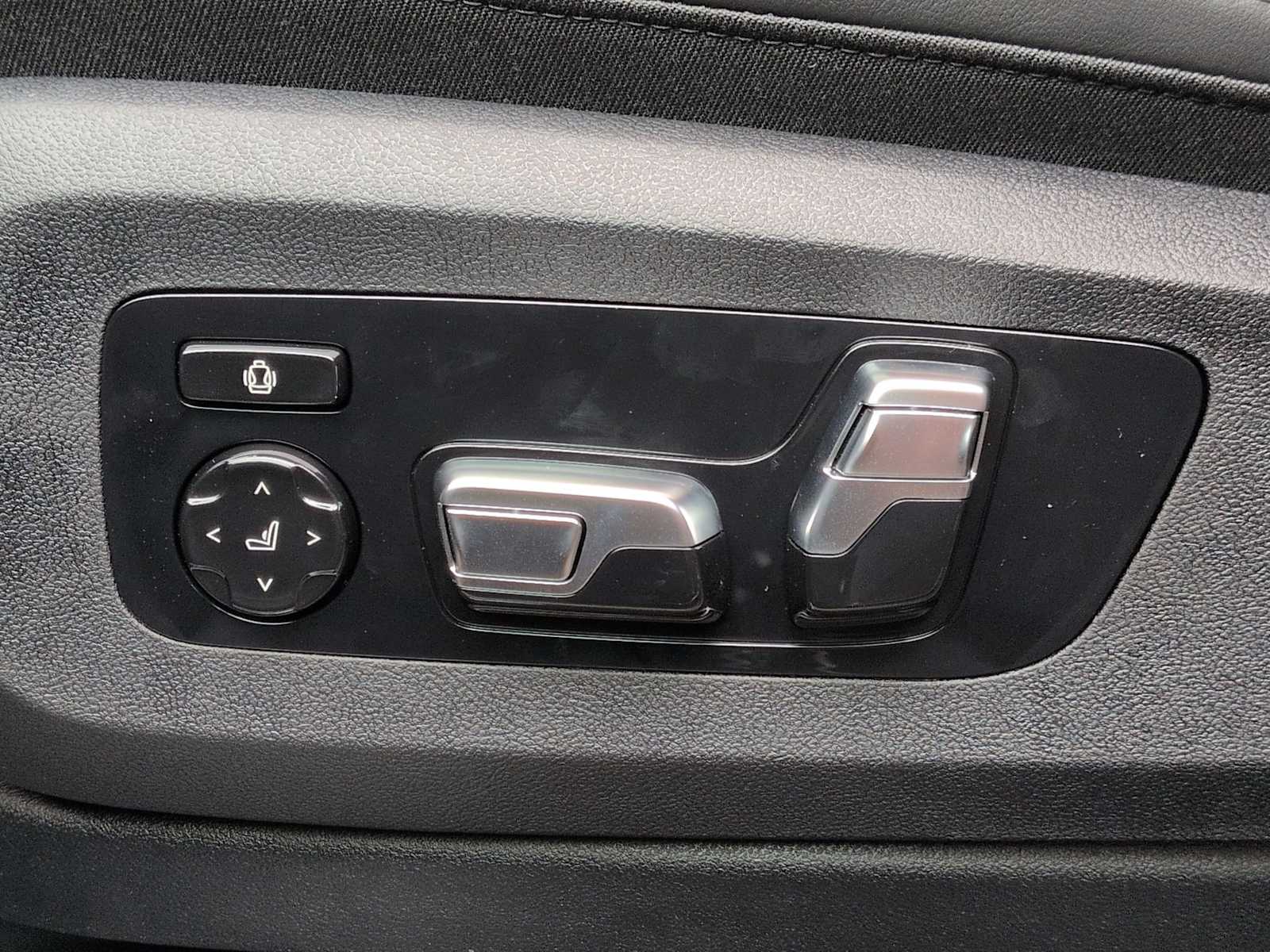 Thumbnail: 2026 BMW X5 - 18