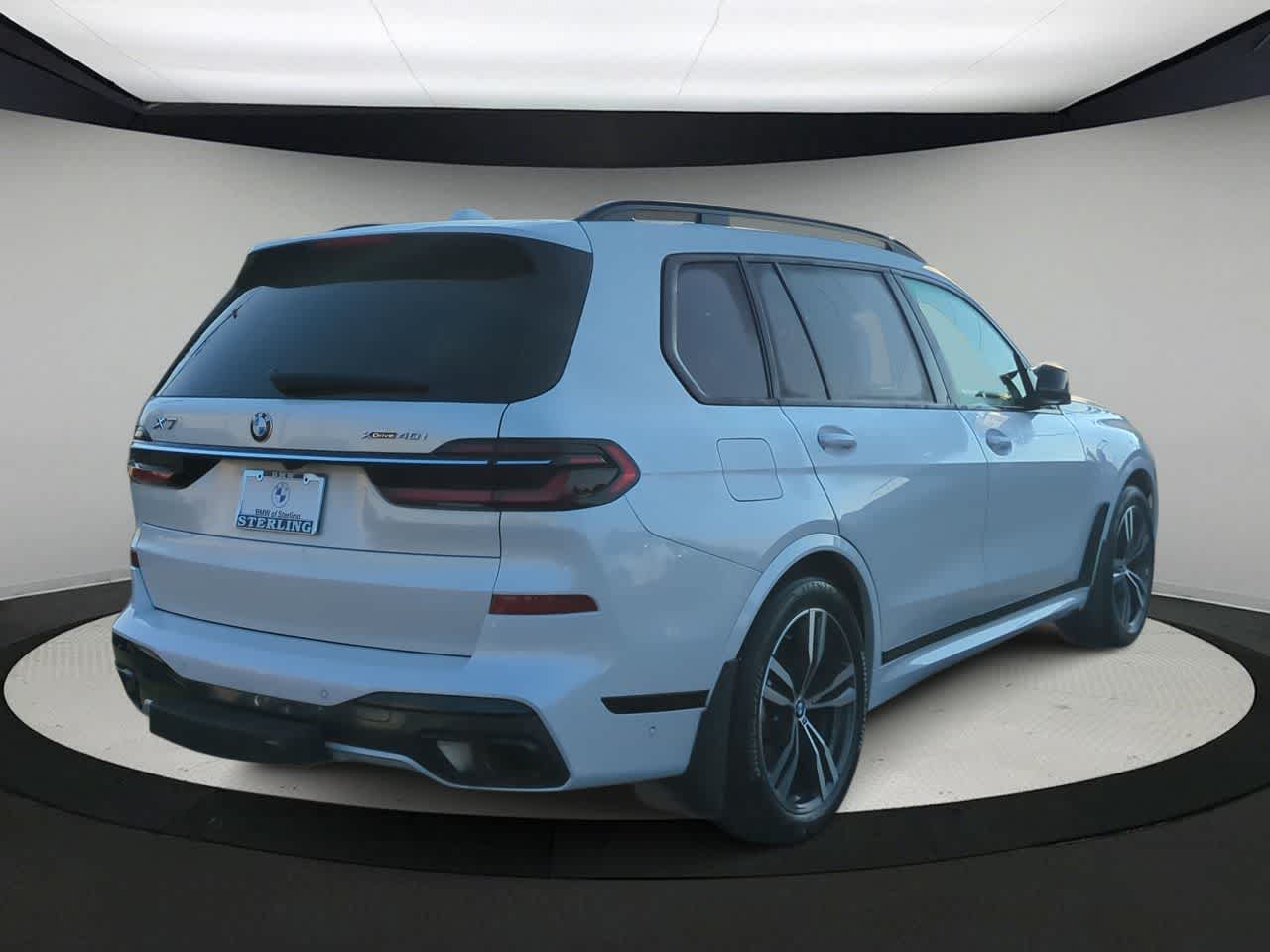 Thumbnail: 2023 BMW X7 - 8