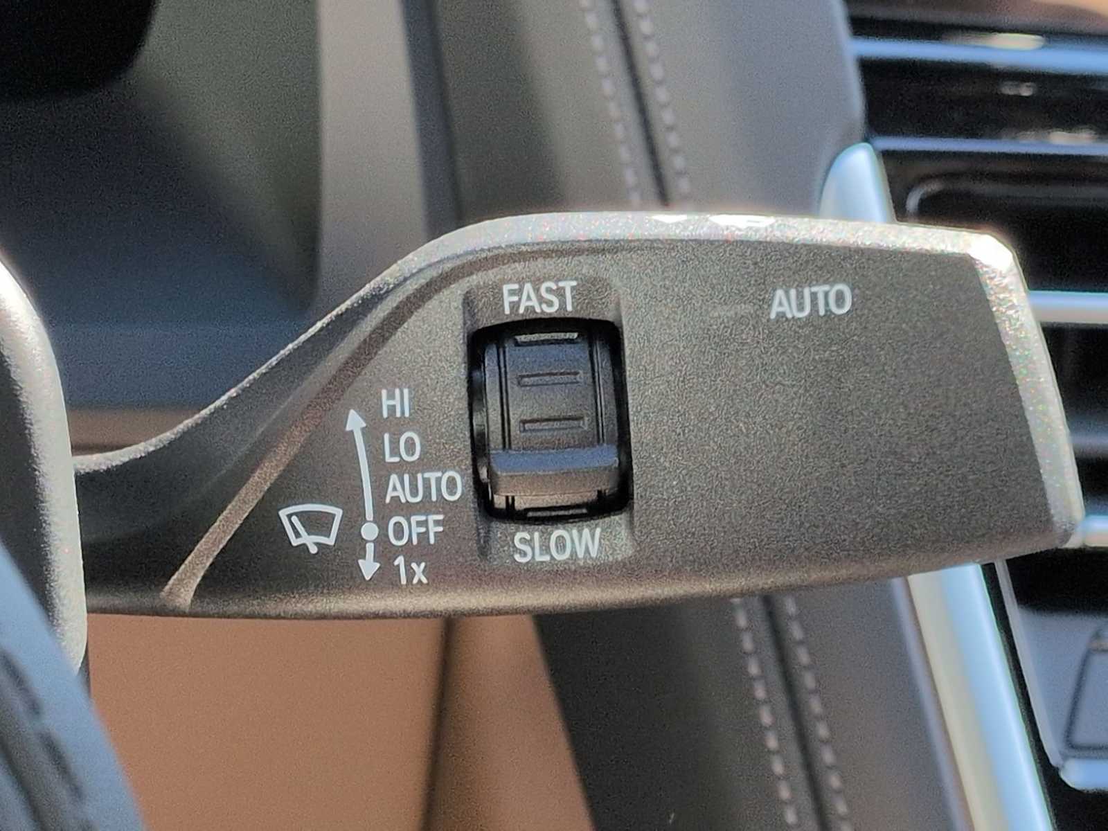 Thumbnail: 2025 BMW M8 - 27