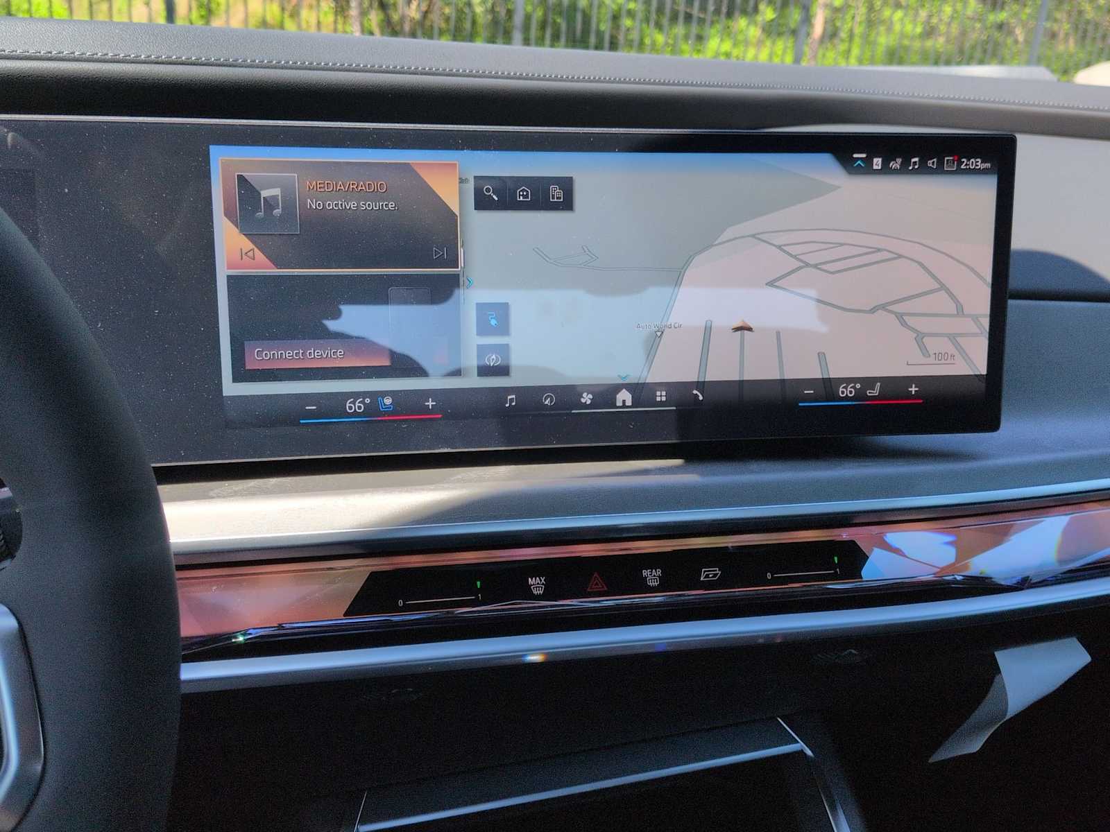 Thumbnail: 2026 BMW i7 - 30