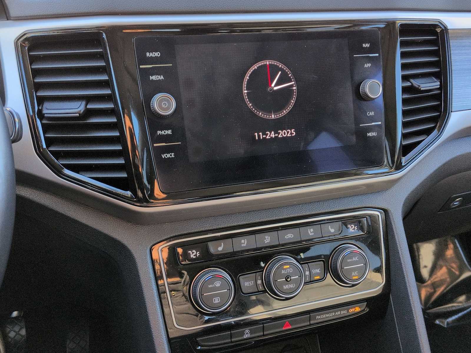 Thumbnail: 2021 Volkswagen Atlas - 27