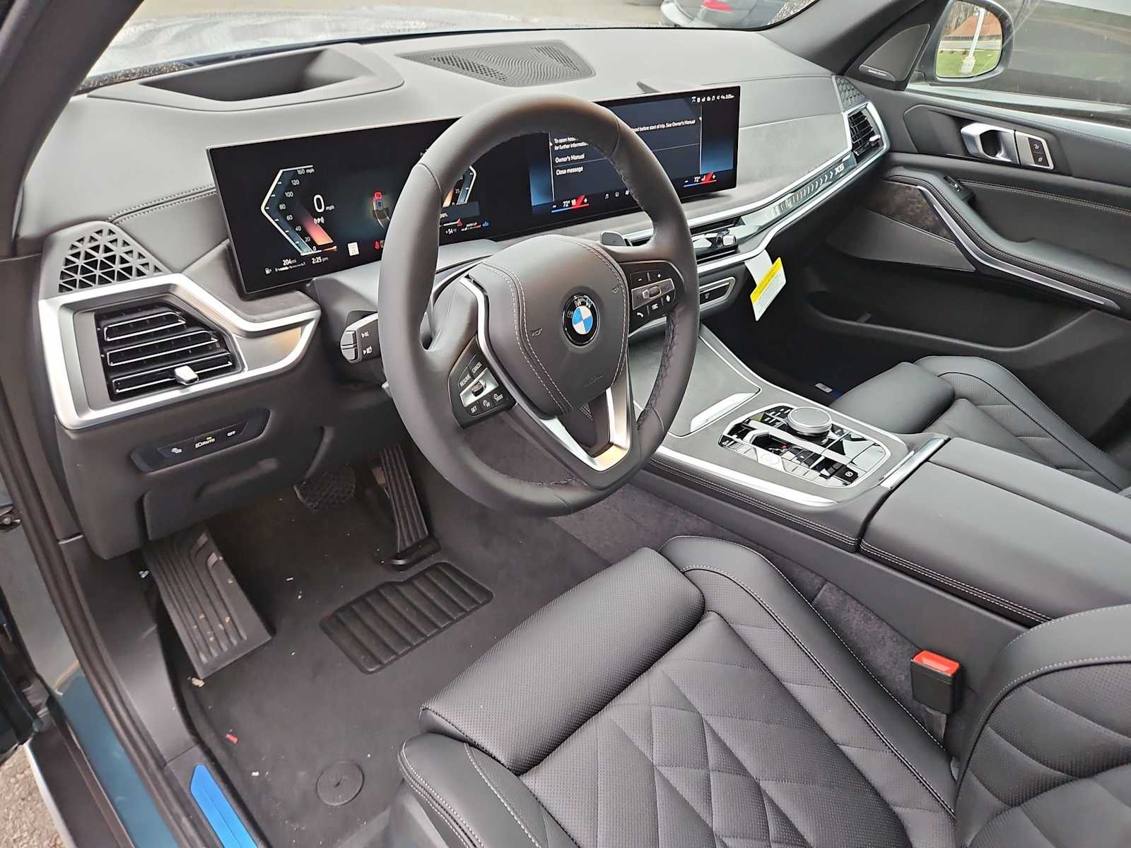 Thumbnail: 2026 BMW X5 - 10
