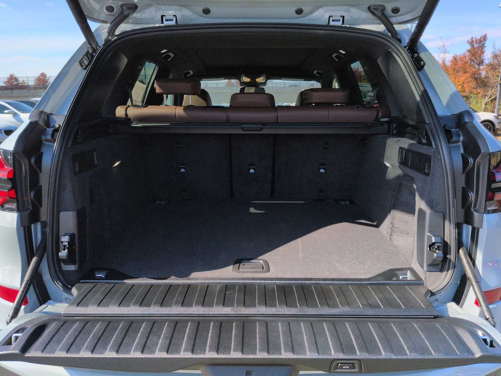 Thumbnail: 2026 BMW X5 - 37