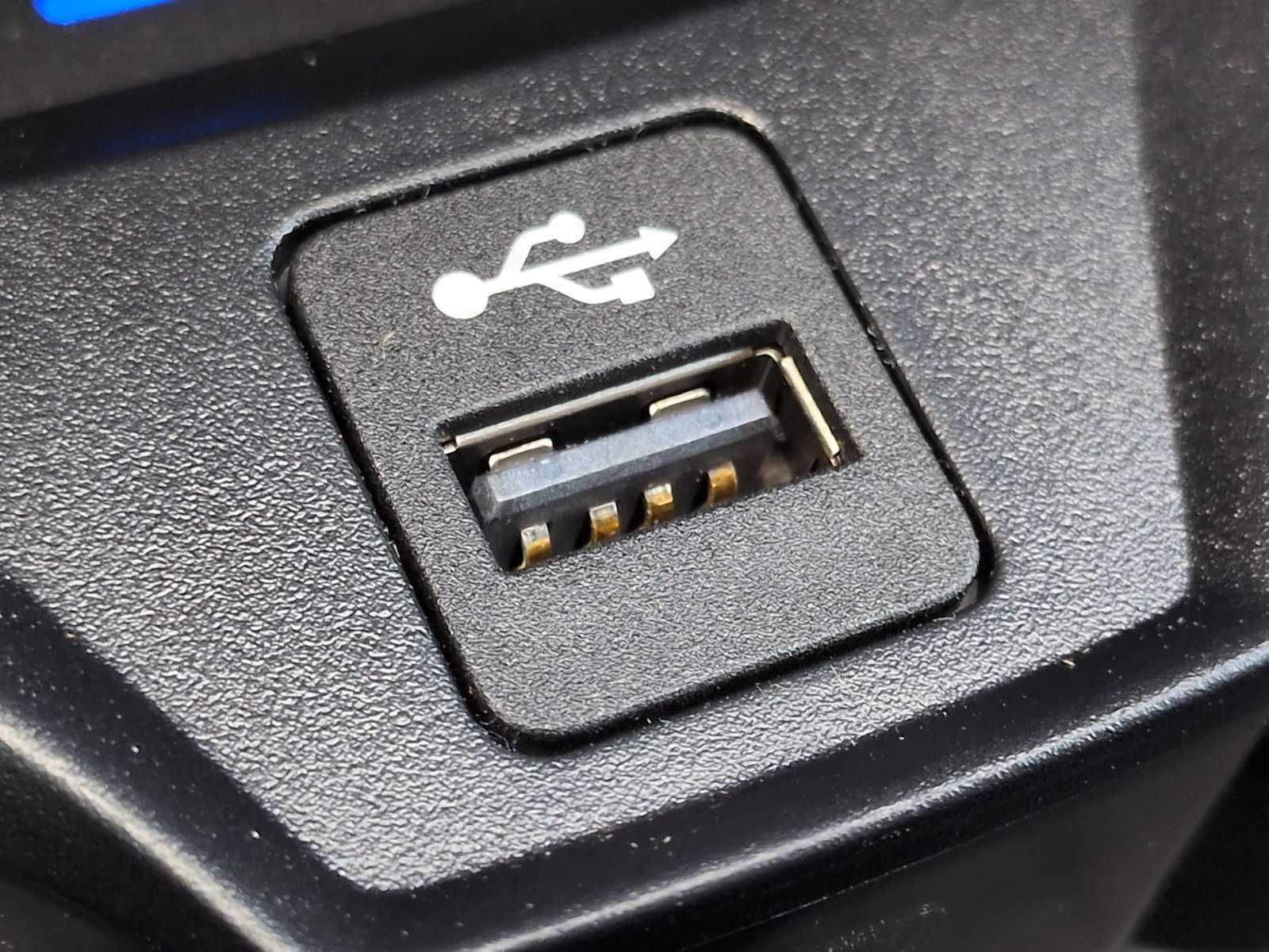 Thumbnail: 2026 BMW i4 - 34