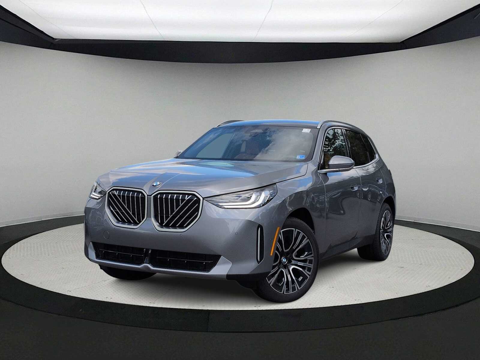 Thumbnail: 2026 BMW X3 - 1