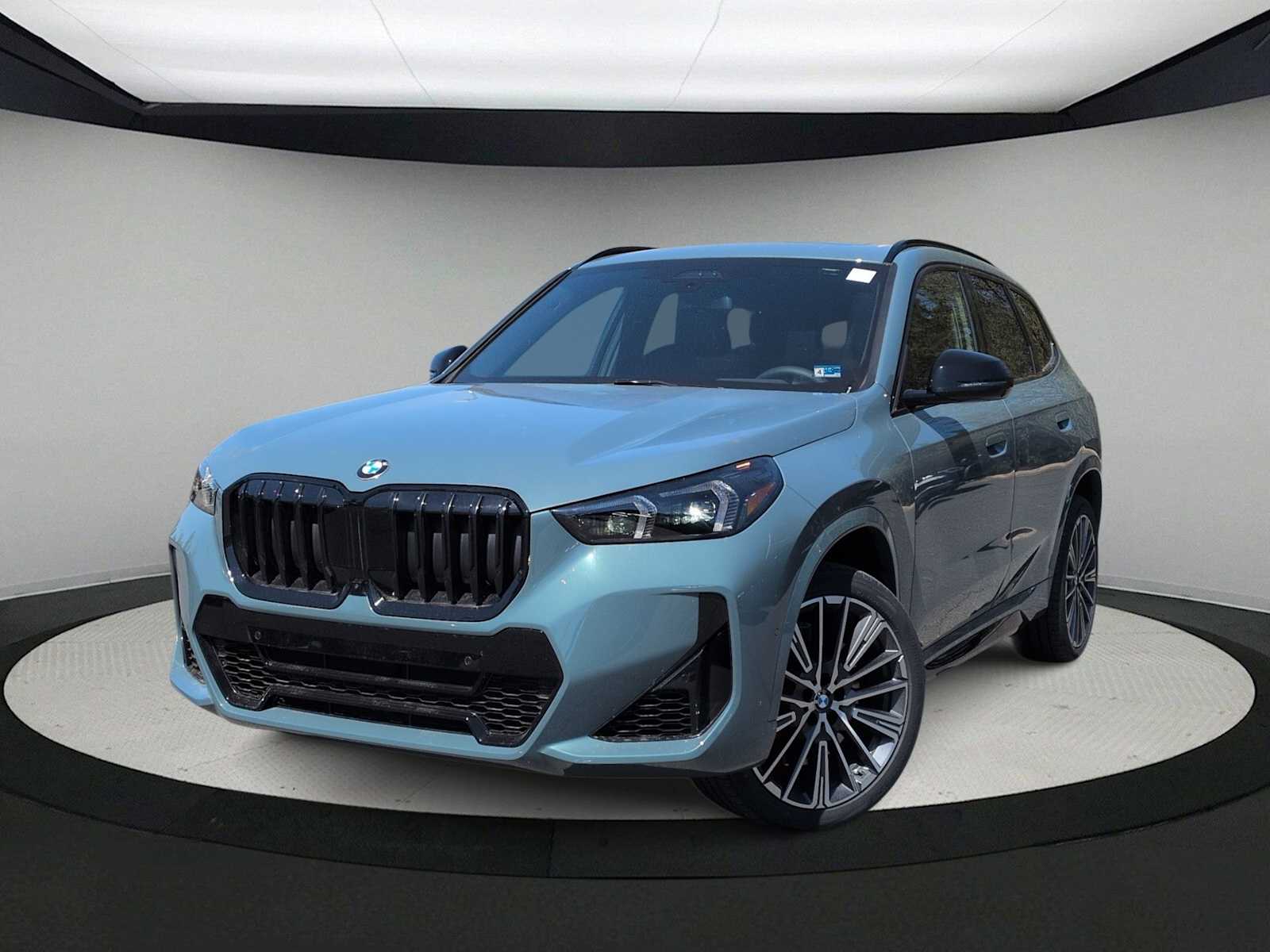 Thumbnail: 2026 BMW X1 - 1