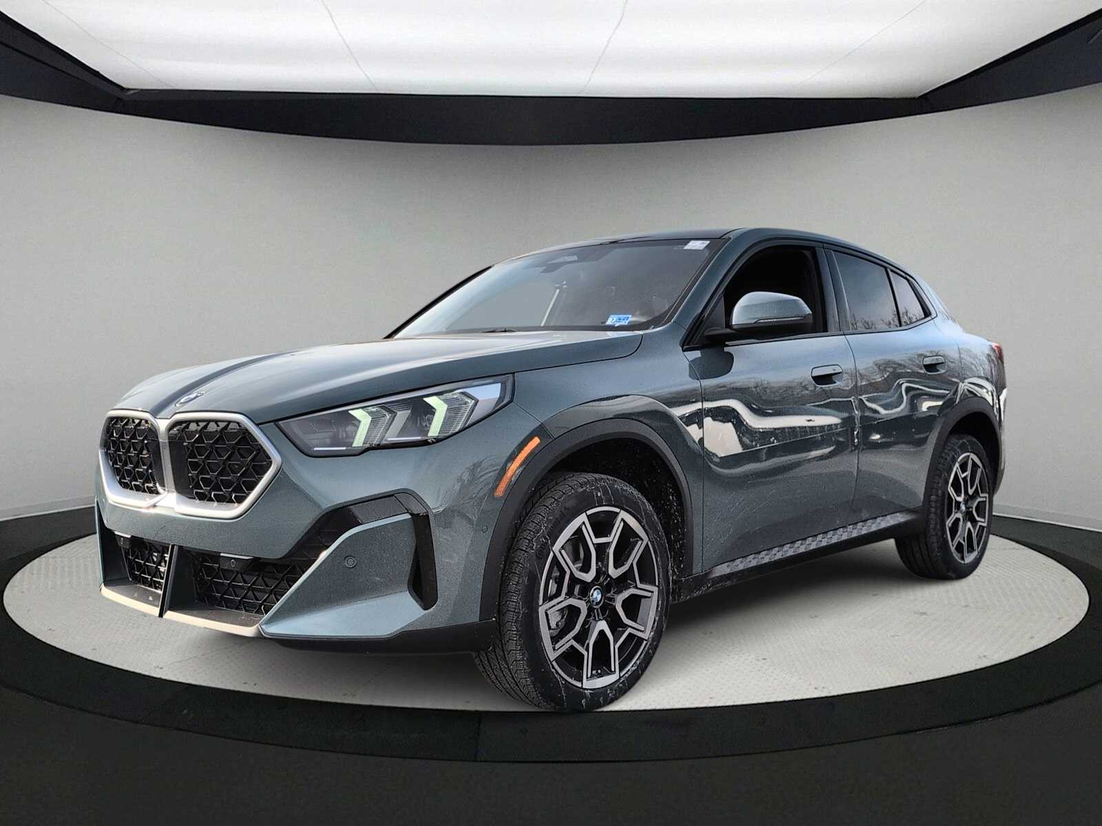 Thumbnail: 2026 BMW X2 - 4