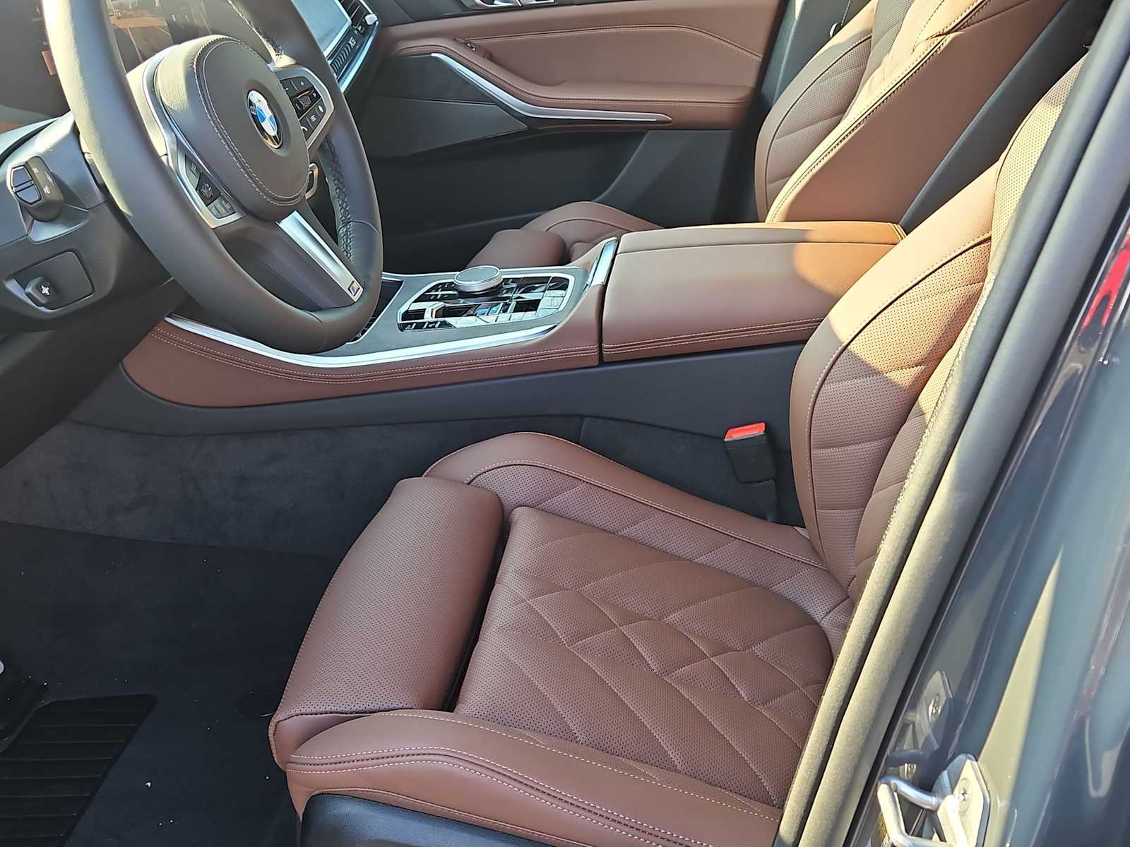 Thumbnail: 2026 BMW X5 - 15